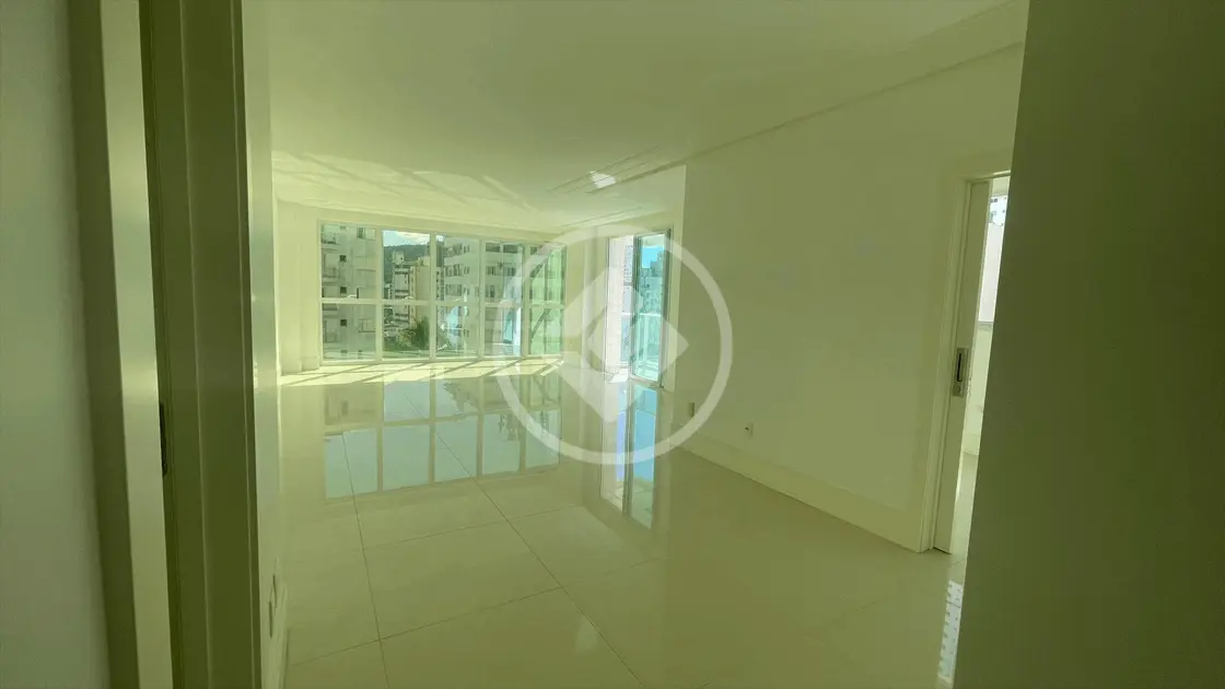 Apartamento Centro, Balneário Camboriú - SC — foto 1