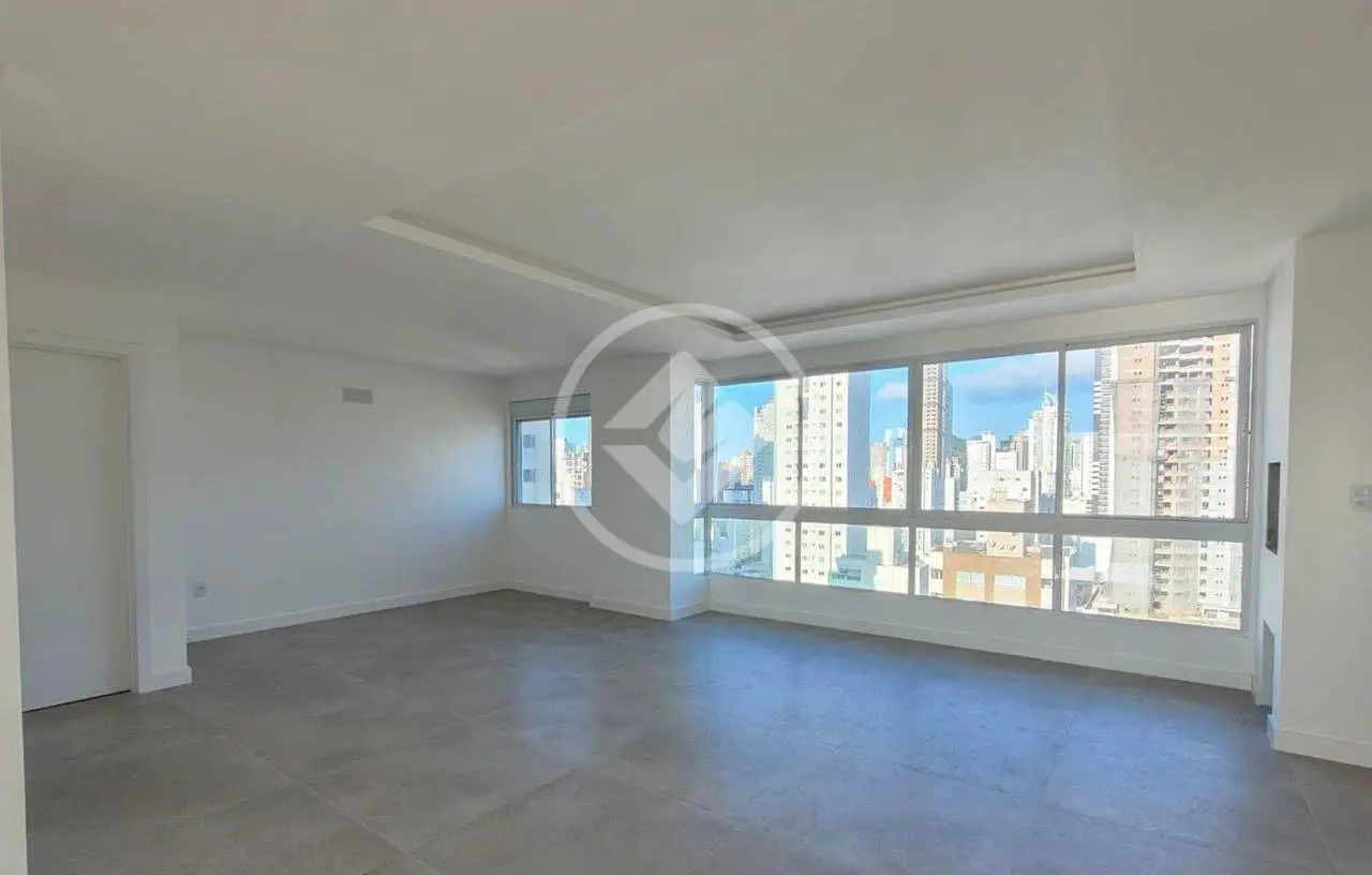 Apartamento Centro, Balneário Camboriú - SC — foto 1