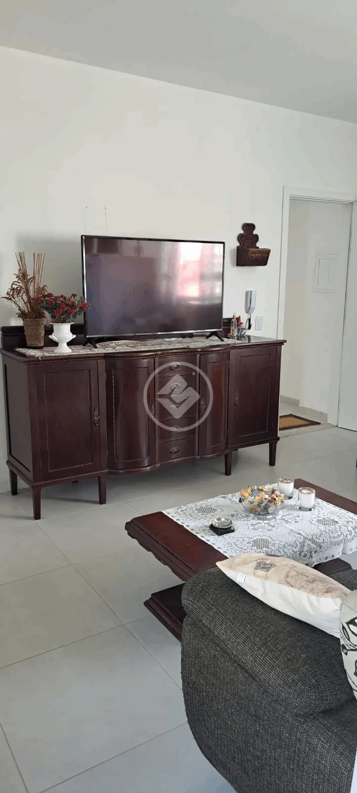 Cond.: Residencial Viena  Bairro: Meia Praia Valor: R$ 500.000,00