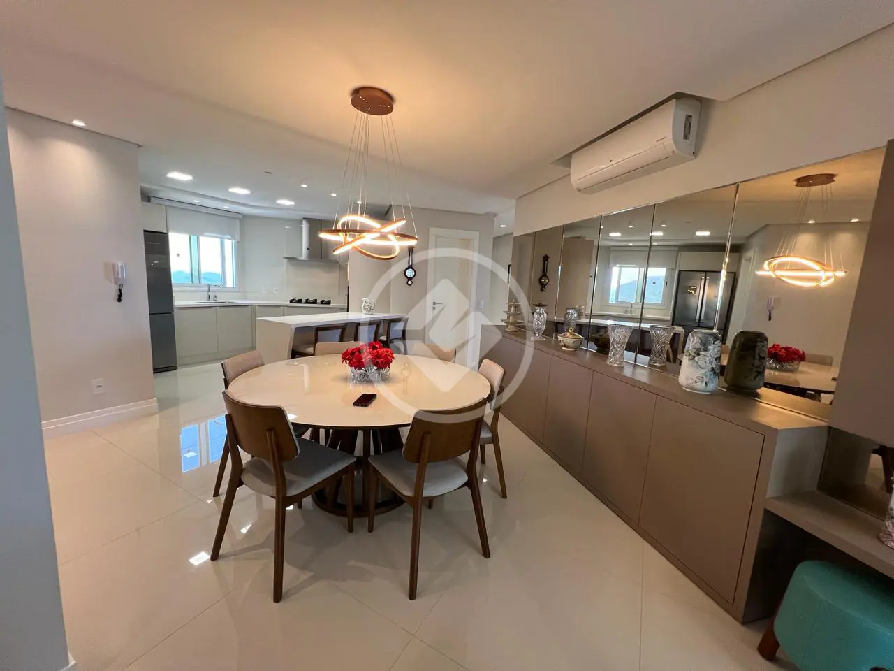 Imagem 2 - Apartamento em PIONEIROS, Balneário Camboriú - SC