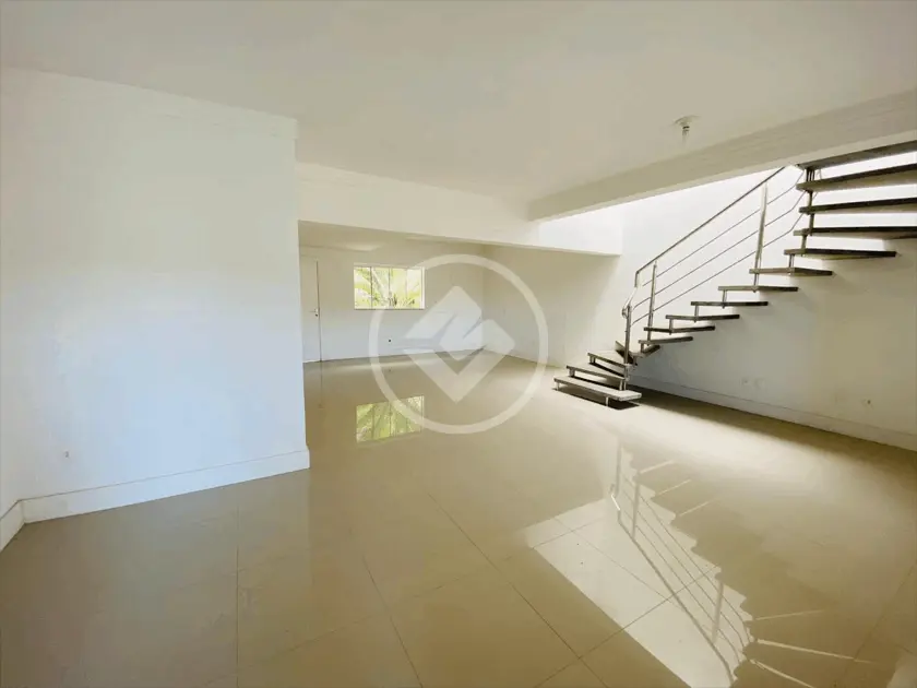 Imagem 2 - Casa em Praia dos Amores, Balneário Camboriú - SC