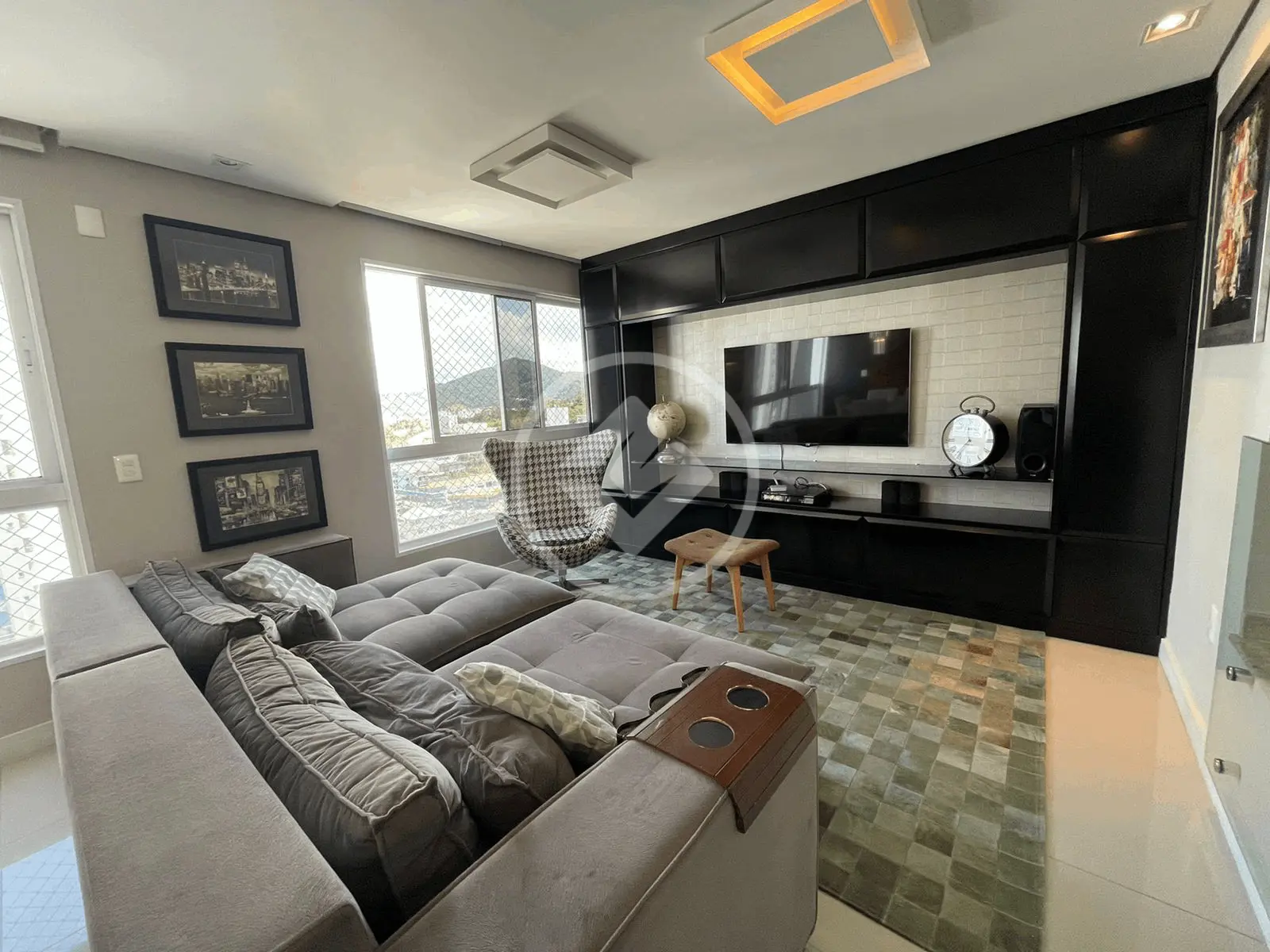 Imagem 1 - Apartamento em PIONEIROS, Balneário Camboriú - SC