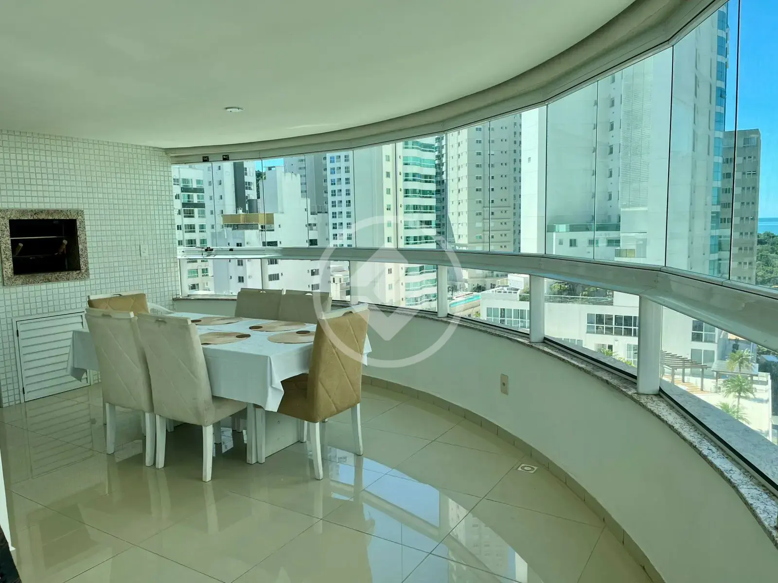 Imagem 1 - Apartamento em PIONEIROS, Balneário Camboriú - SC