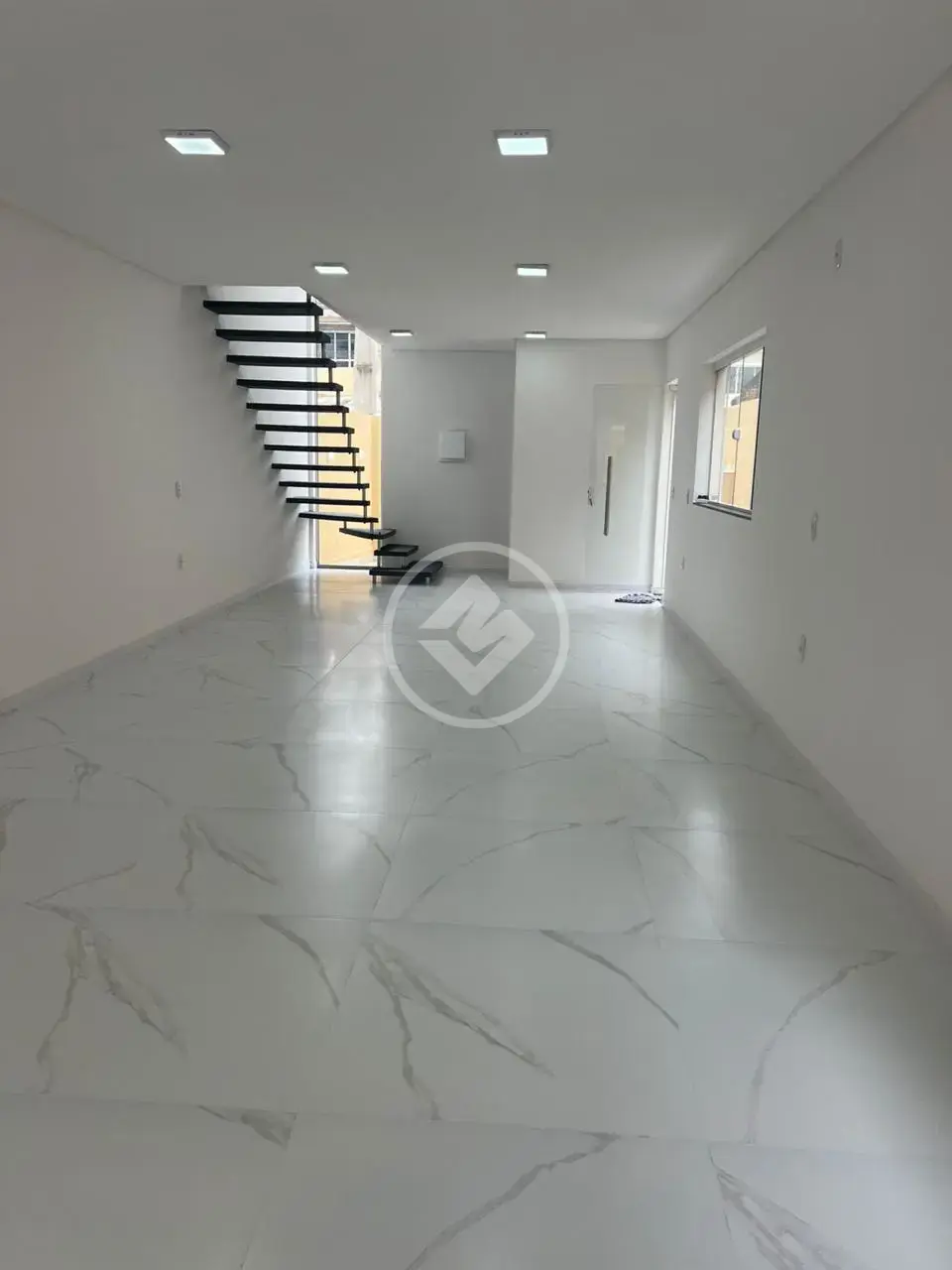 Image 2 - Sobrado em Bairro Rio Pequeno, Camboriú - SC