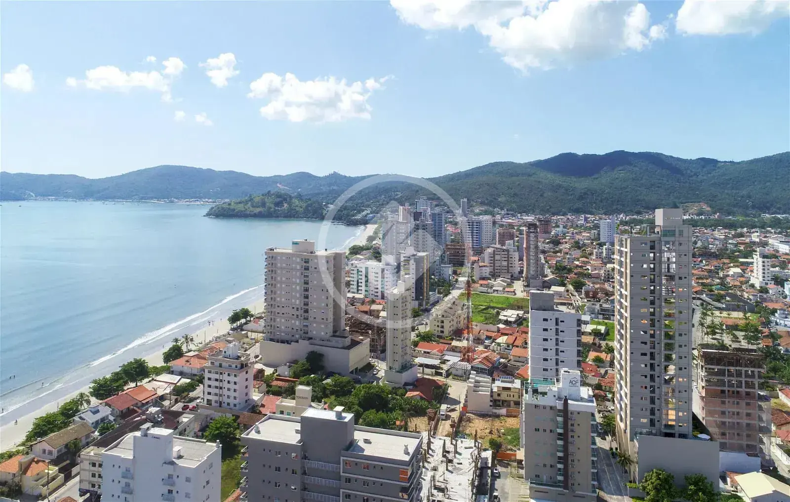 Imagem 1 - Apartamento em PEREQUE, Porto Belo - SC