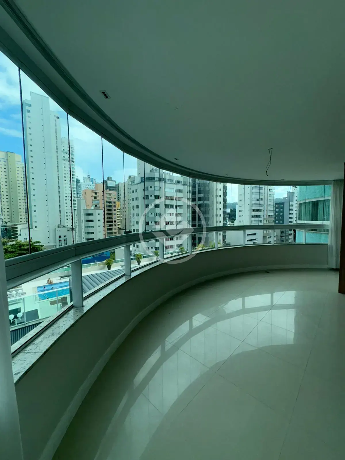 Imagem 4 - Apartamento em PIONEIROS, Balneário Camboriú - SC