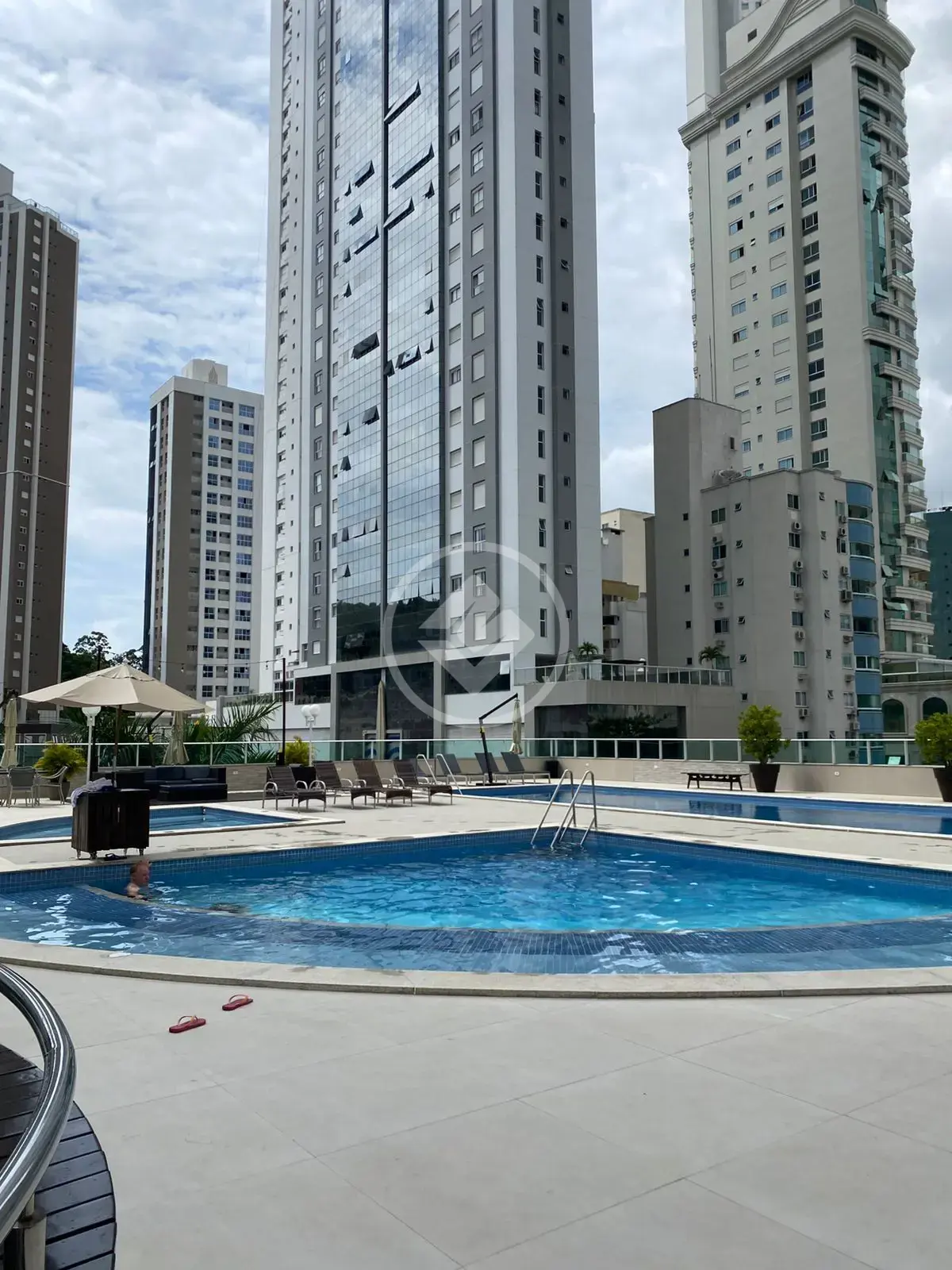 Imagem 1 - Apartamento em PIONEIROS, Balneário Camboriú - SC
