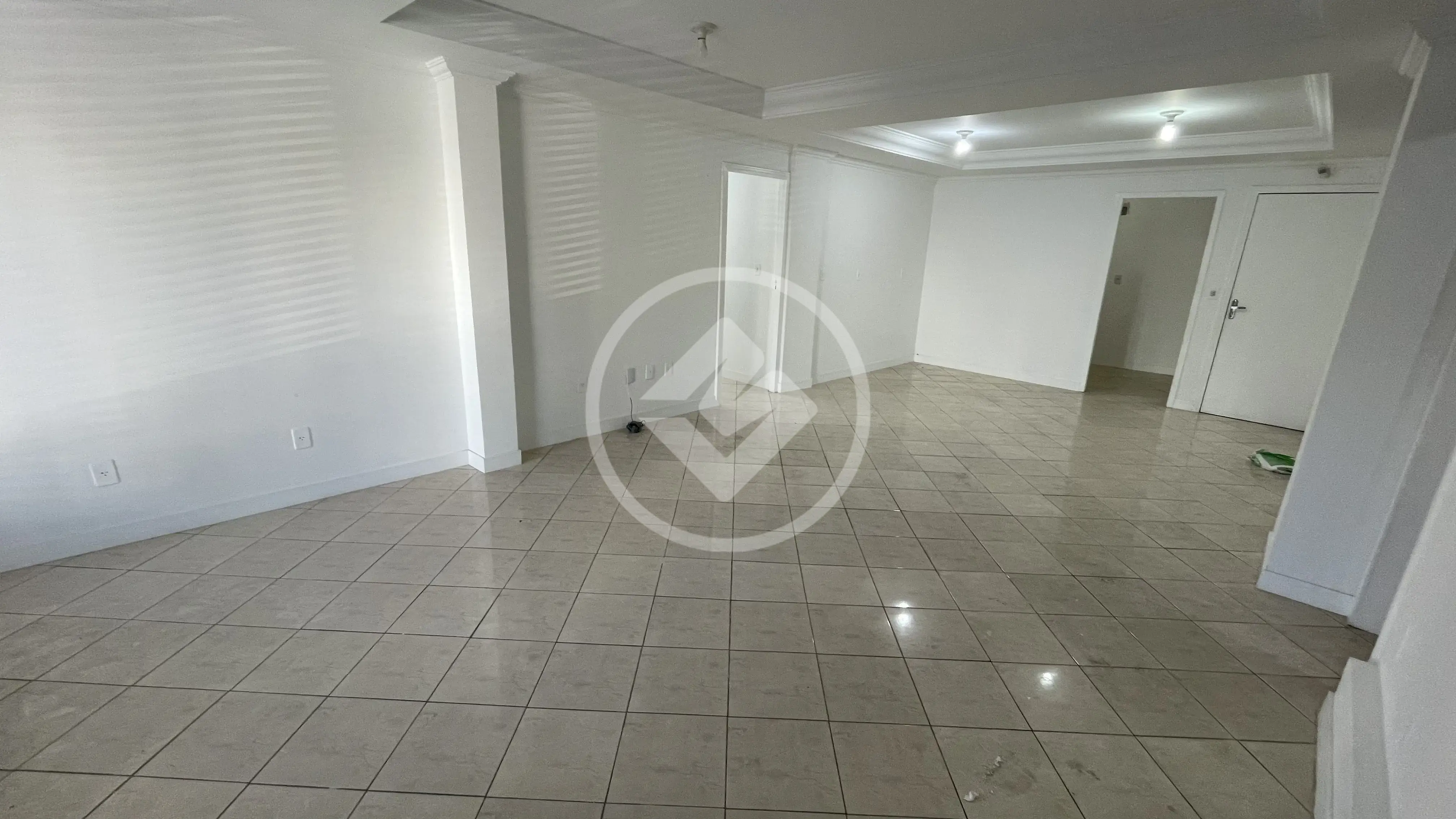 Imagem 2 - Loja em Ariribá, Balneário Camboriú - SC