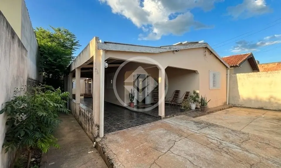 Imagem 1 - Casa em Setor Jose Divino Bispo, Pontal do Araguaia - MT