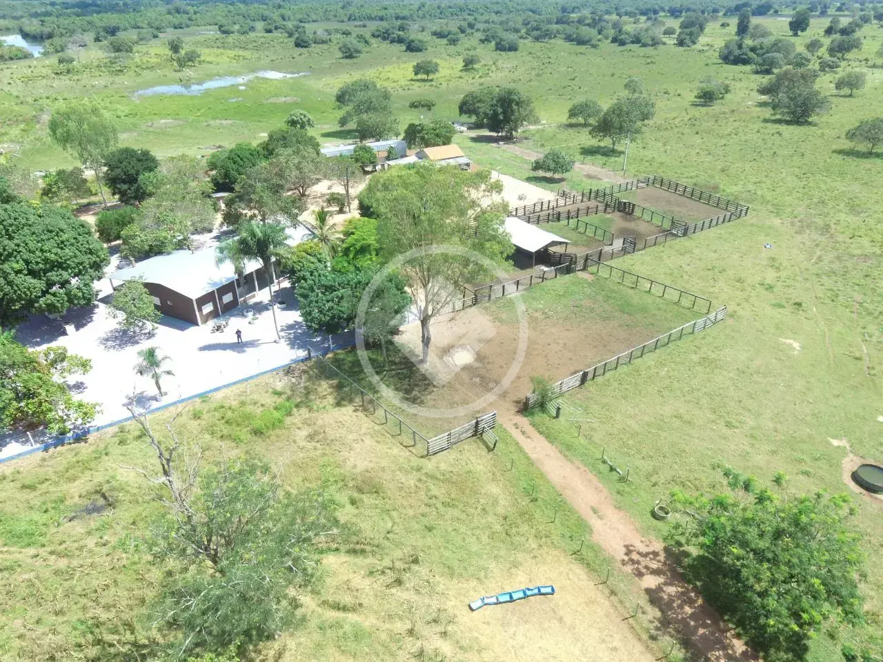 Imagem 1 - Fazenda em Centro, Cocalinho - MT