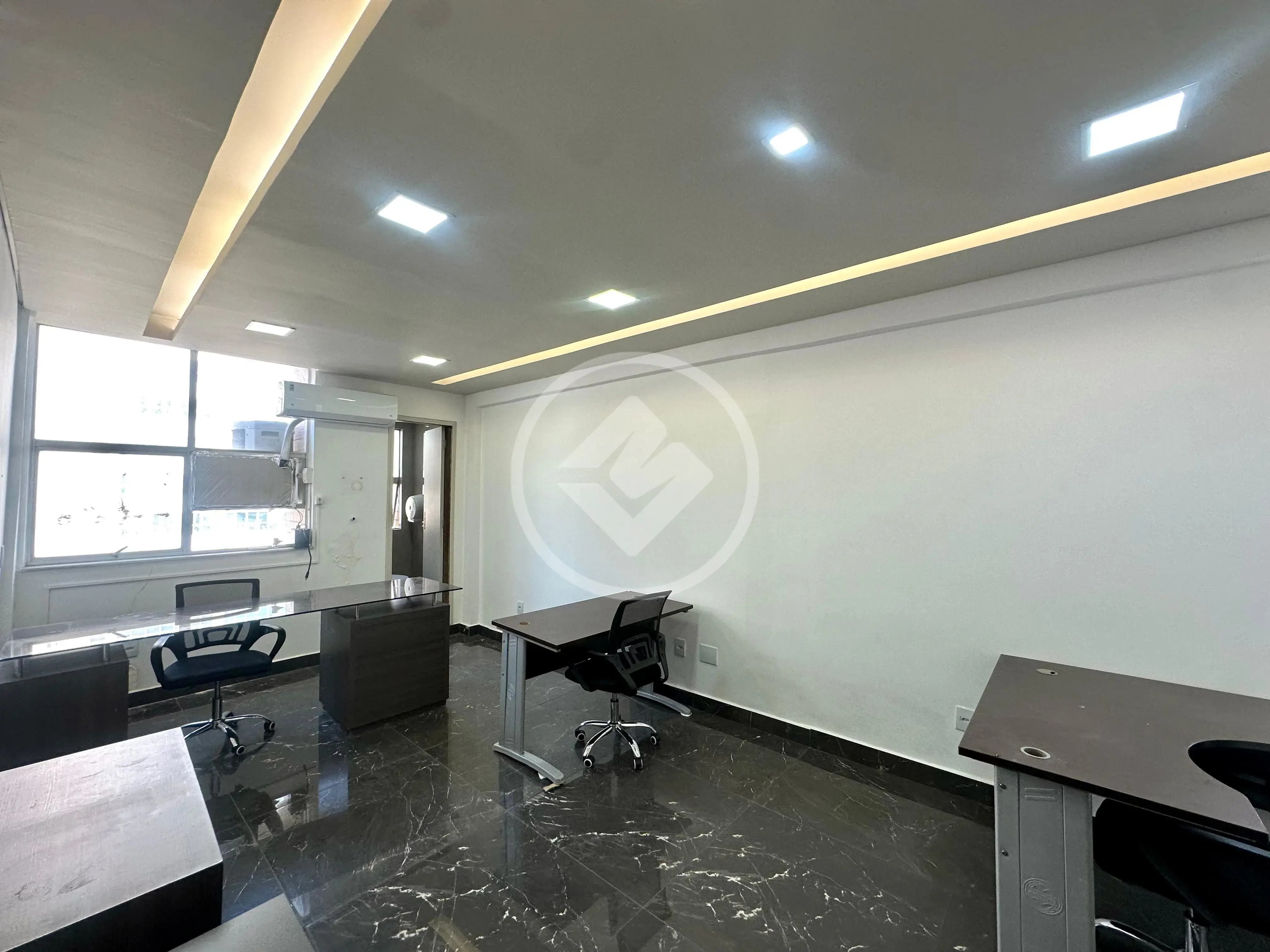 Image 2 - Sala Comercial em Savassi, Belo Horizonte - MG