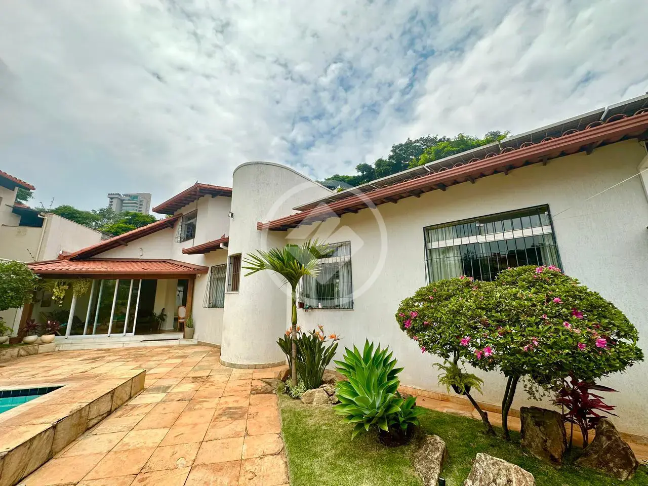 Image 2 - Casa em BELVEDERE, Belo Horizonte - MG