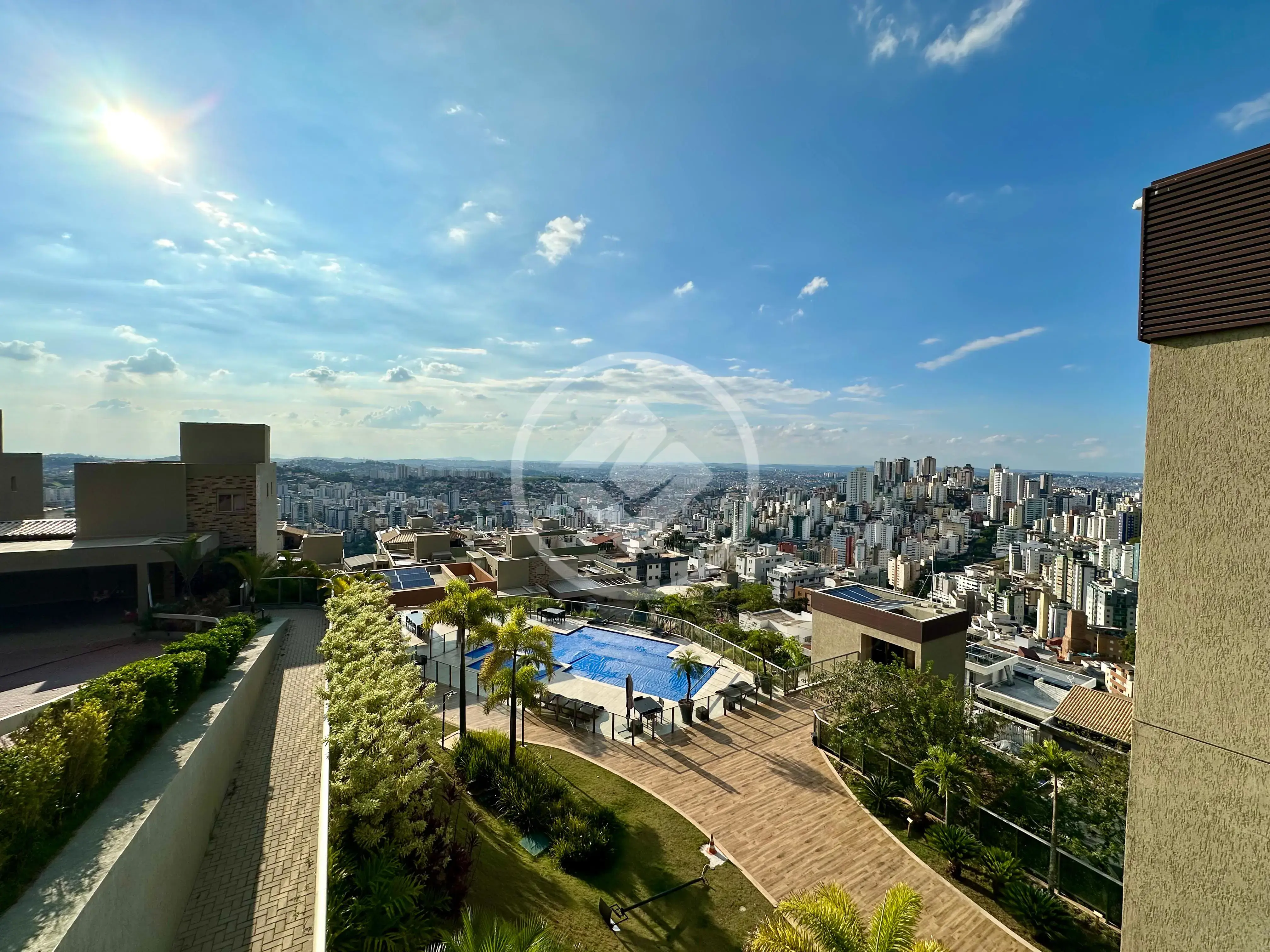 Imagem 1 - Casa Condomínio em BURITIS, Belo Horizonte - MG