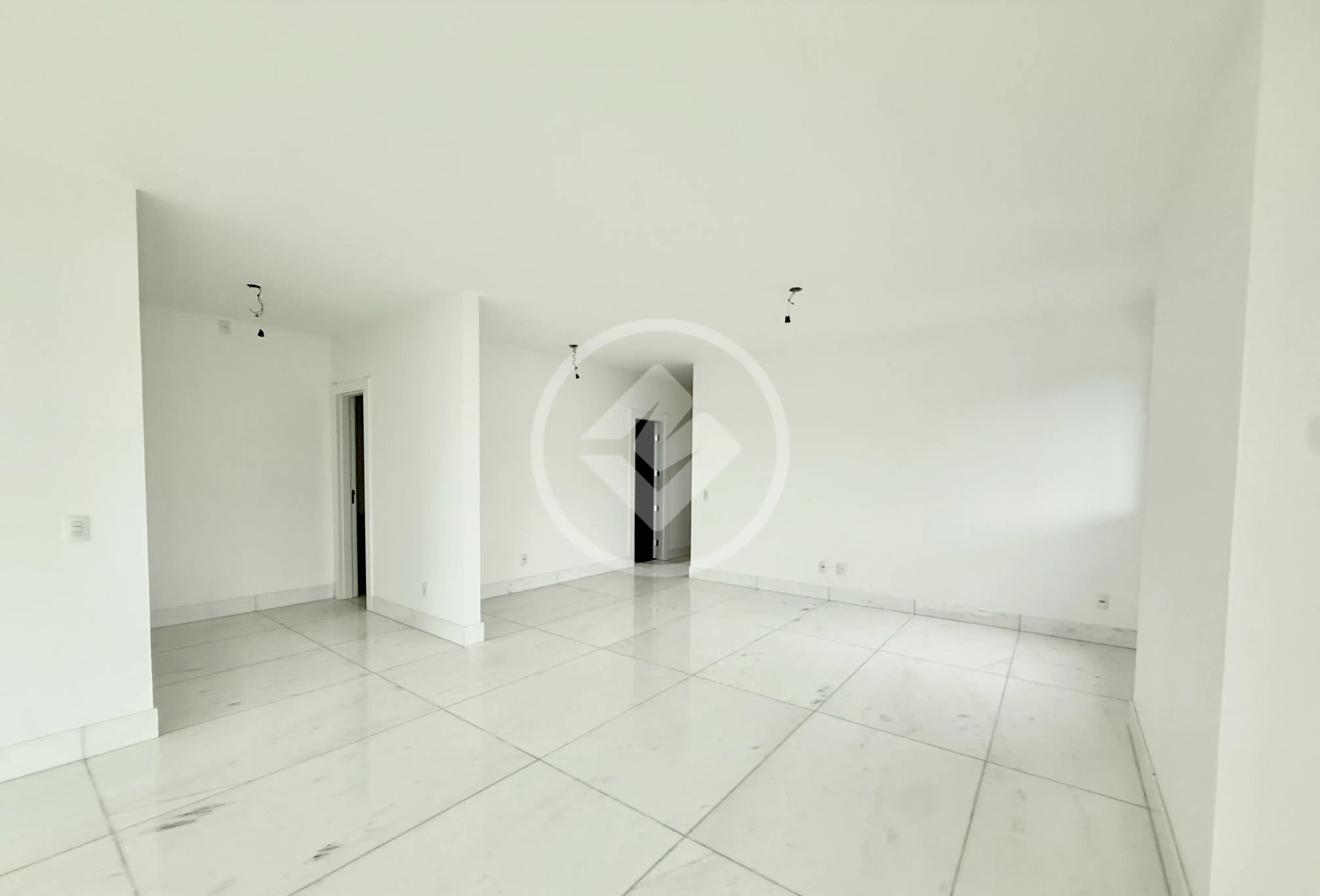 Apartamento com 4 quartos à venda no bairro Vale do Sereno — foto 4