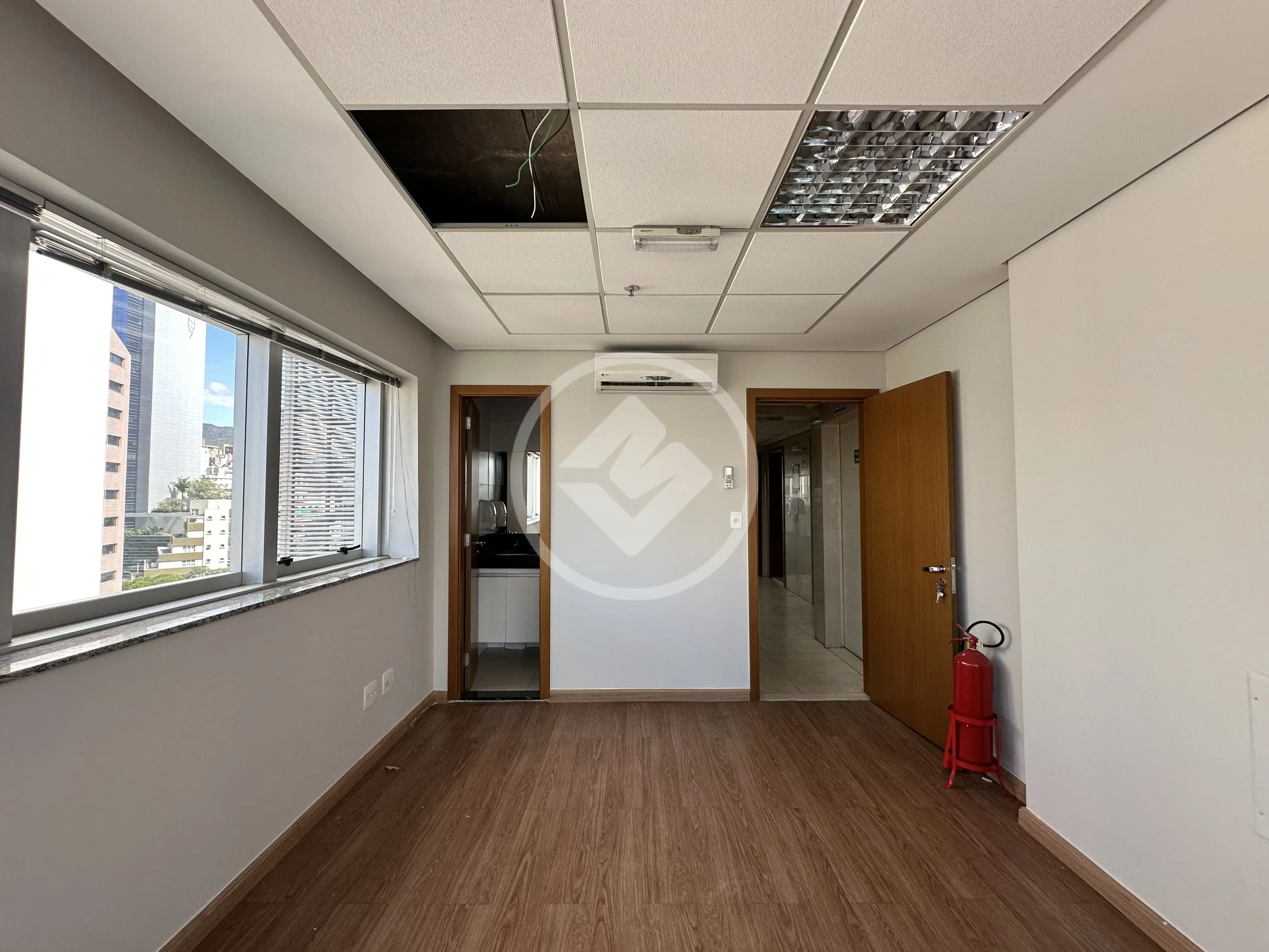 Sala comercial à venda — foto 3