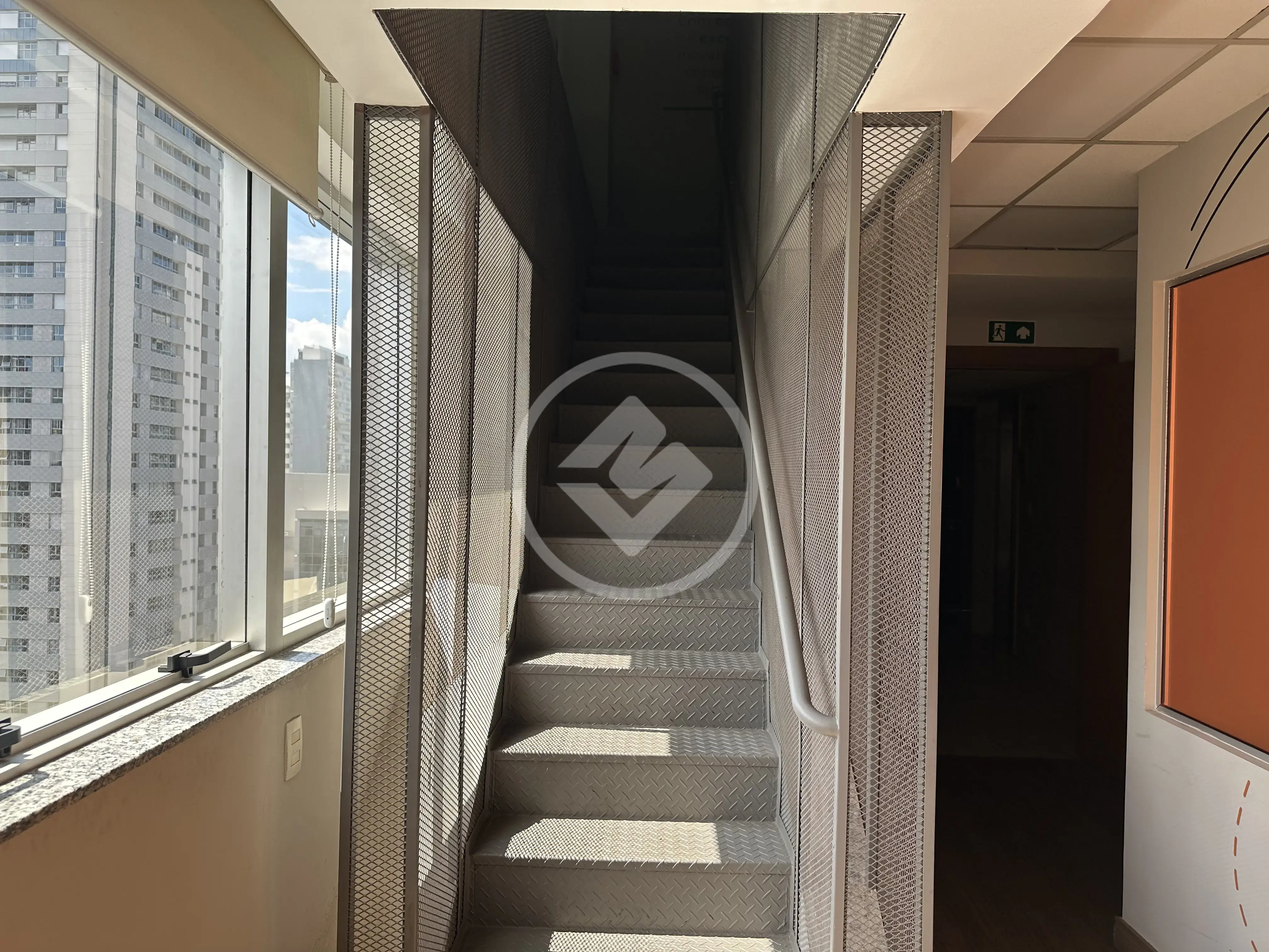 Sala comercial à venda — foto 4