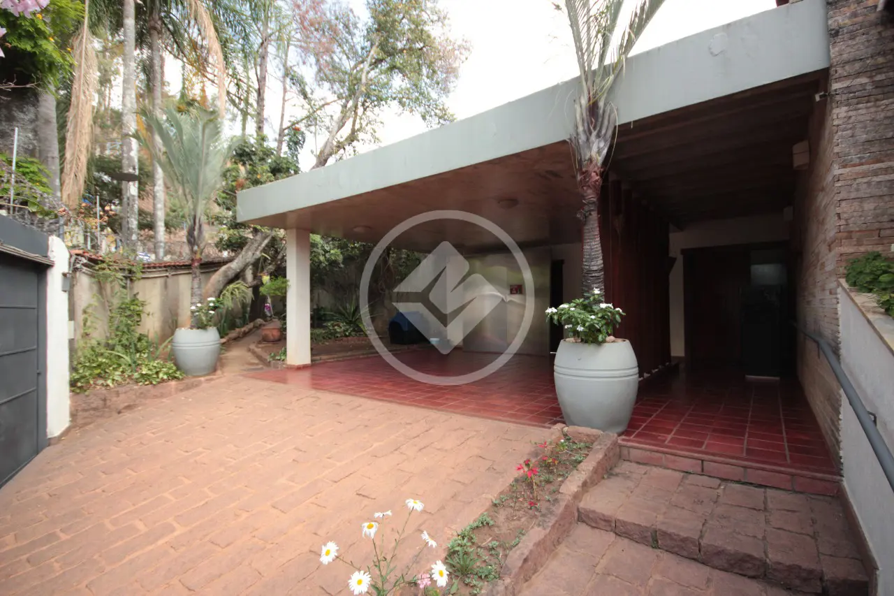Casa com 6 quartos à venda no bairro Belvedere — foto 3