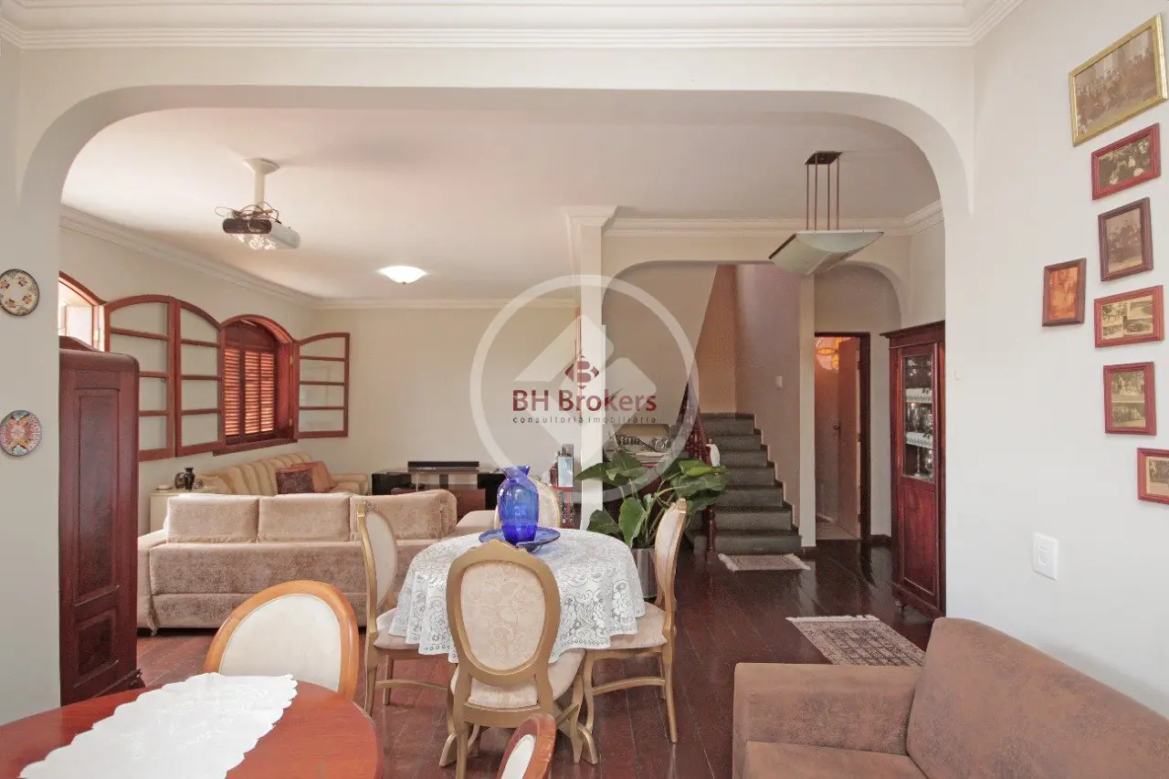 Casa com 4 quartos à venda no bairro Santa Lúcia — foto 3
