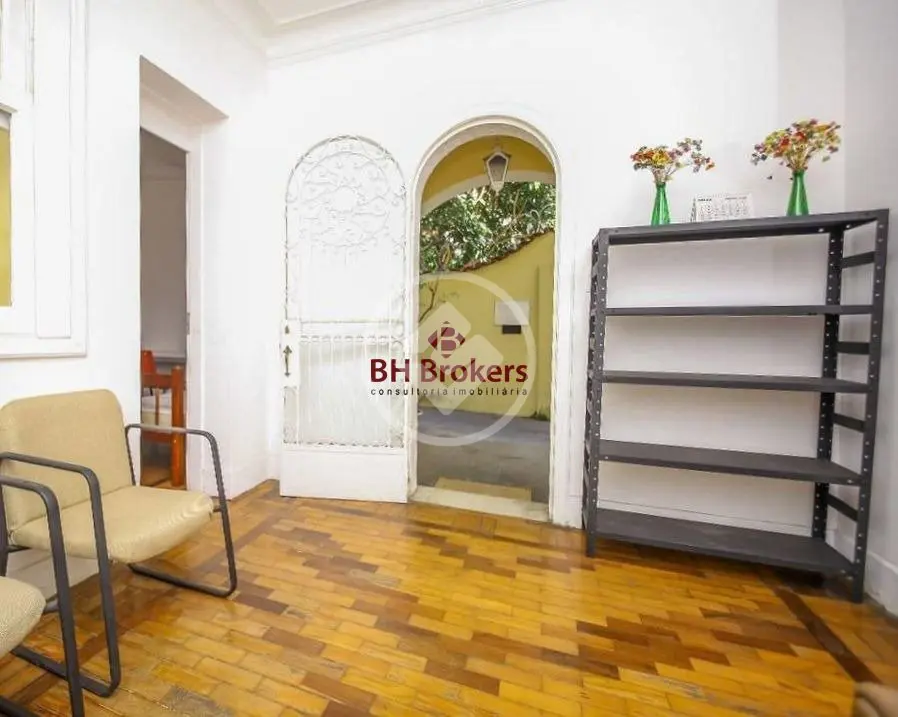 CASA A VENDA DE 4 QUARTOS 170m² NO BAIRRO LOURDES — foto 3