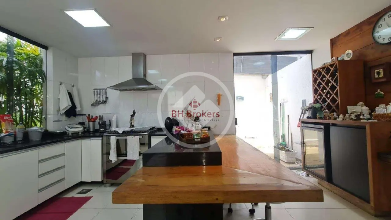 Casa com 5 quartos à venda no bairro Santa Lúcia — foto 5