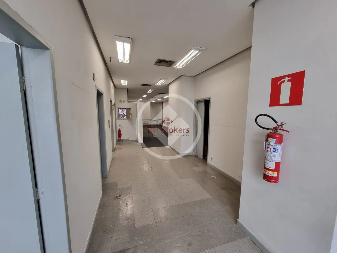 Image 17 - Loja em Savassi, Belo Horizonte - MG