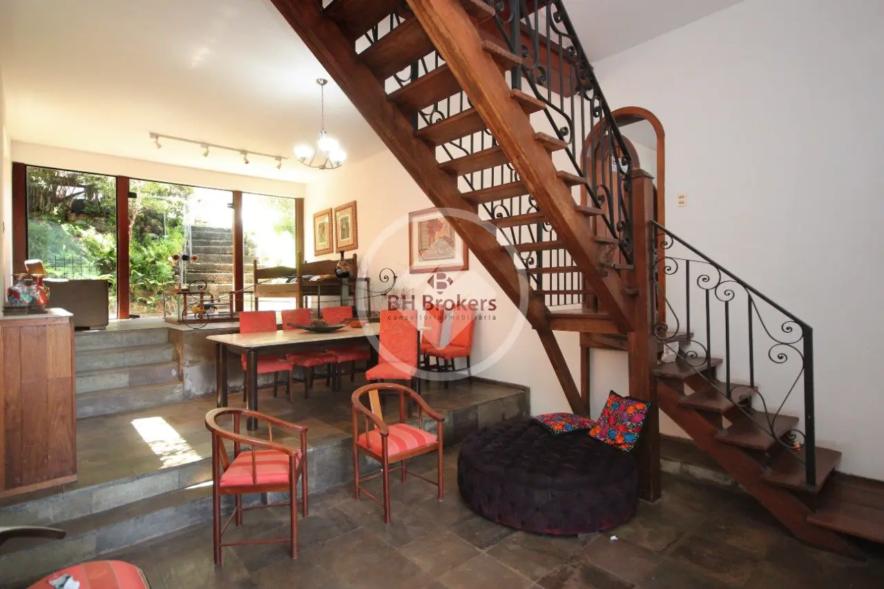 Casa com 5 quartos à venda no bairro Santa Lúcia — foto 3