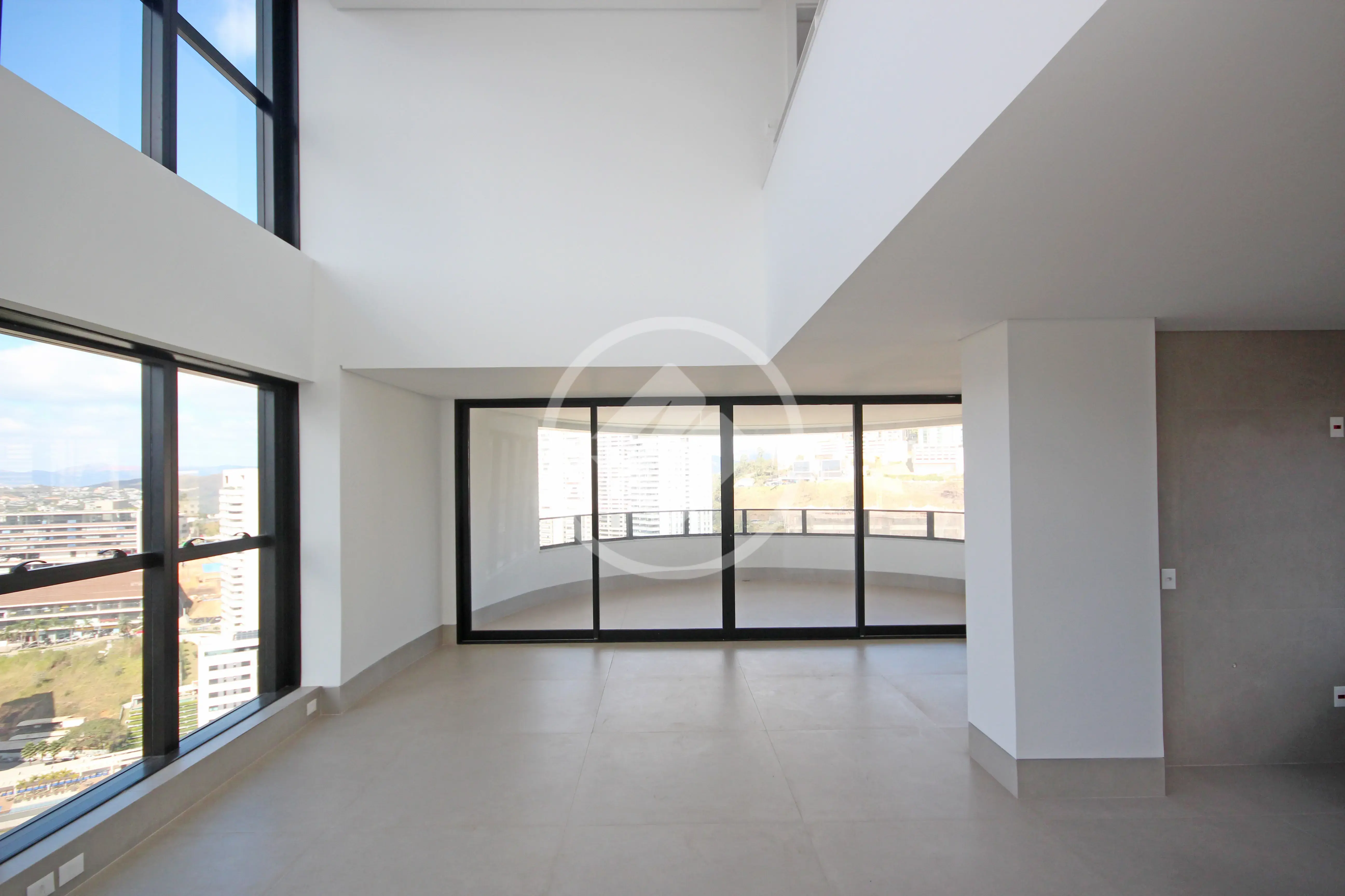 Apartamento duplex com 4 quartos à venda no bairro Vale do Sereno — foto 4