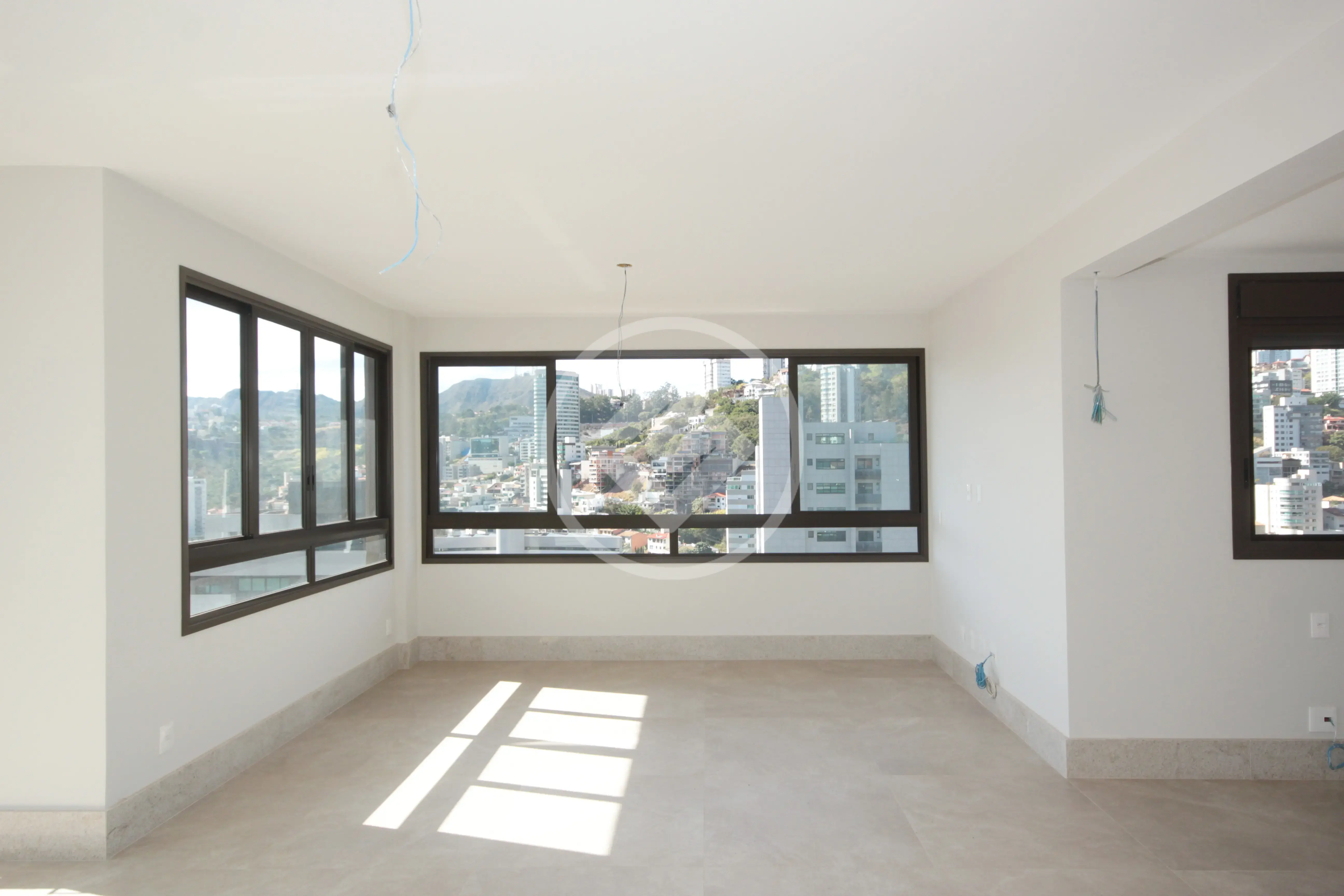 Apartamento com 4 quartos à venda no bairro Santa Lúcia — foto 3