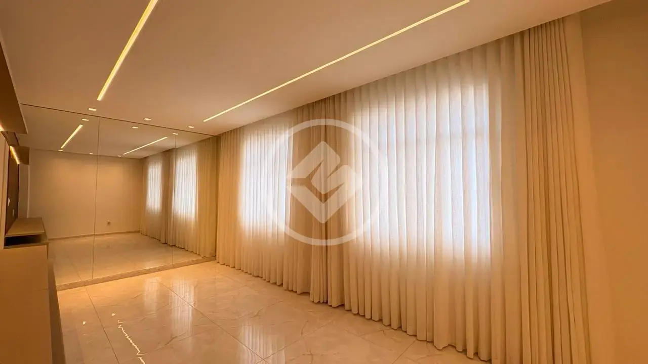 Image 2 - Apartamento em Sion, Belo Horizonte - MG