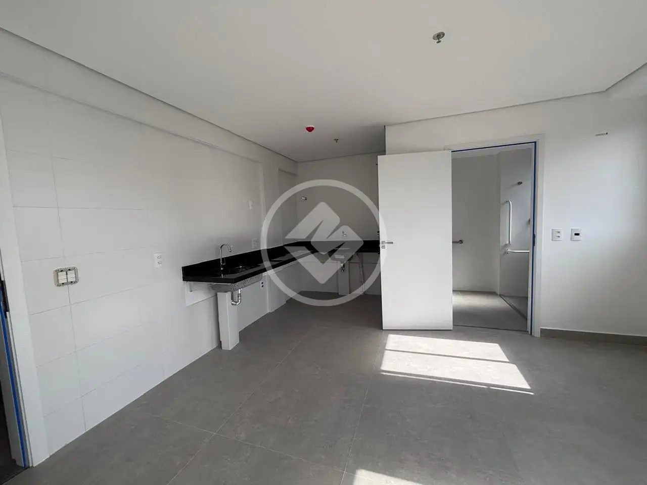 Apartamento com 1 quarto à venda no bairro Vale do Sereno — foto 2