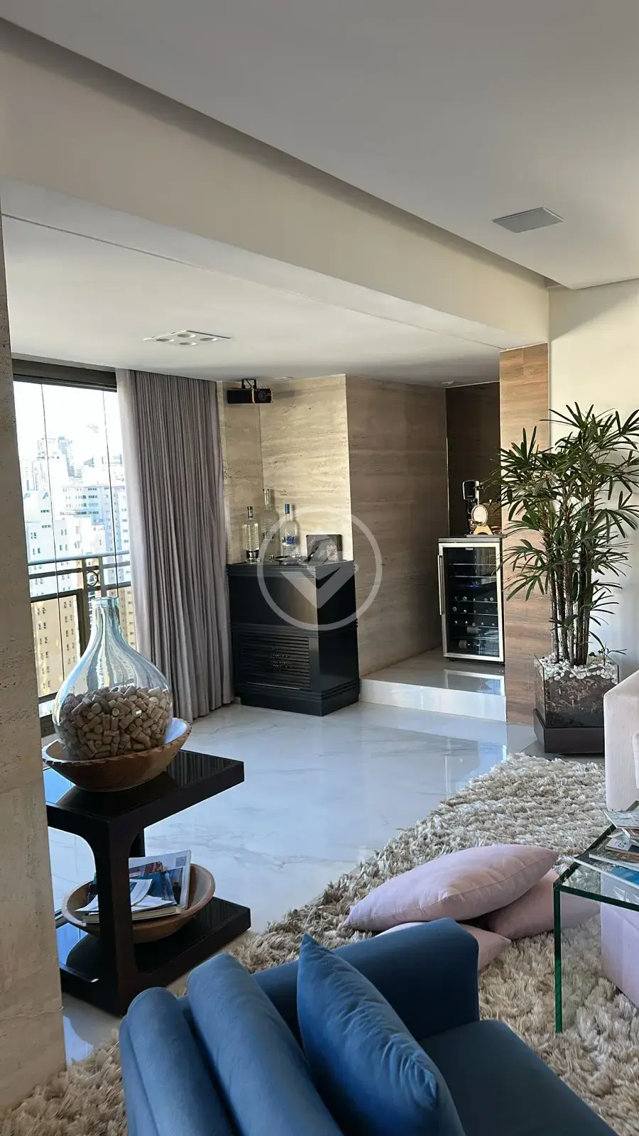 Image 2 - Apartamento em Vila da Serra, Belo Horizonte - MG