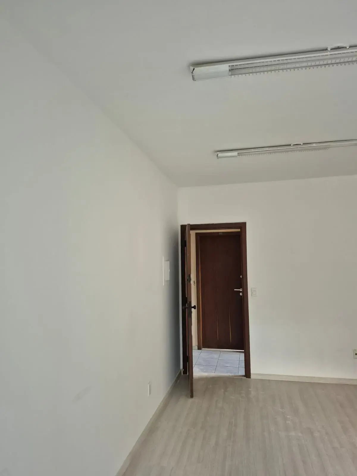 Image 2 - Sala Comercial em Santa Efigênia, Belo Horizonte - MG