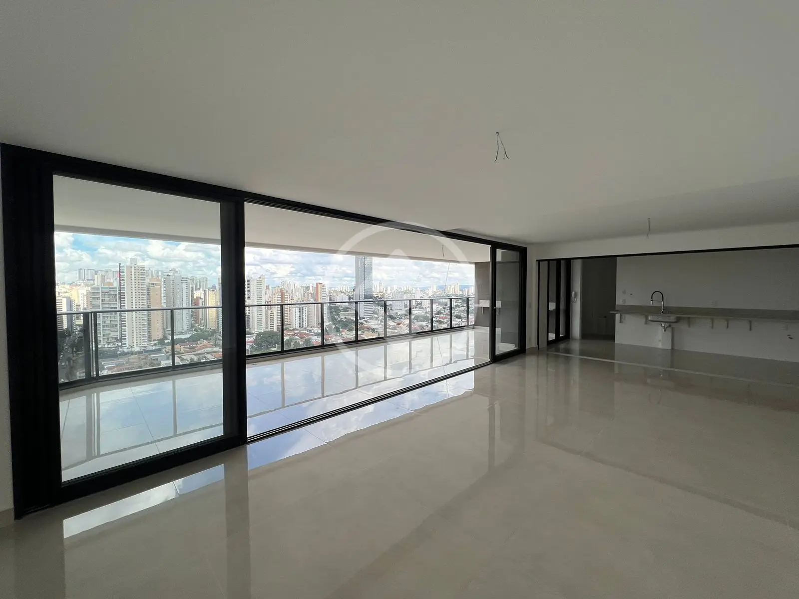 Apartamento Setor Bueno, Goiânia - GO — foto 1
