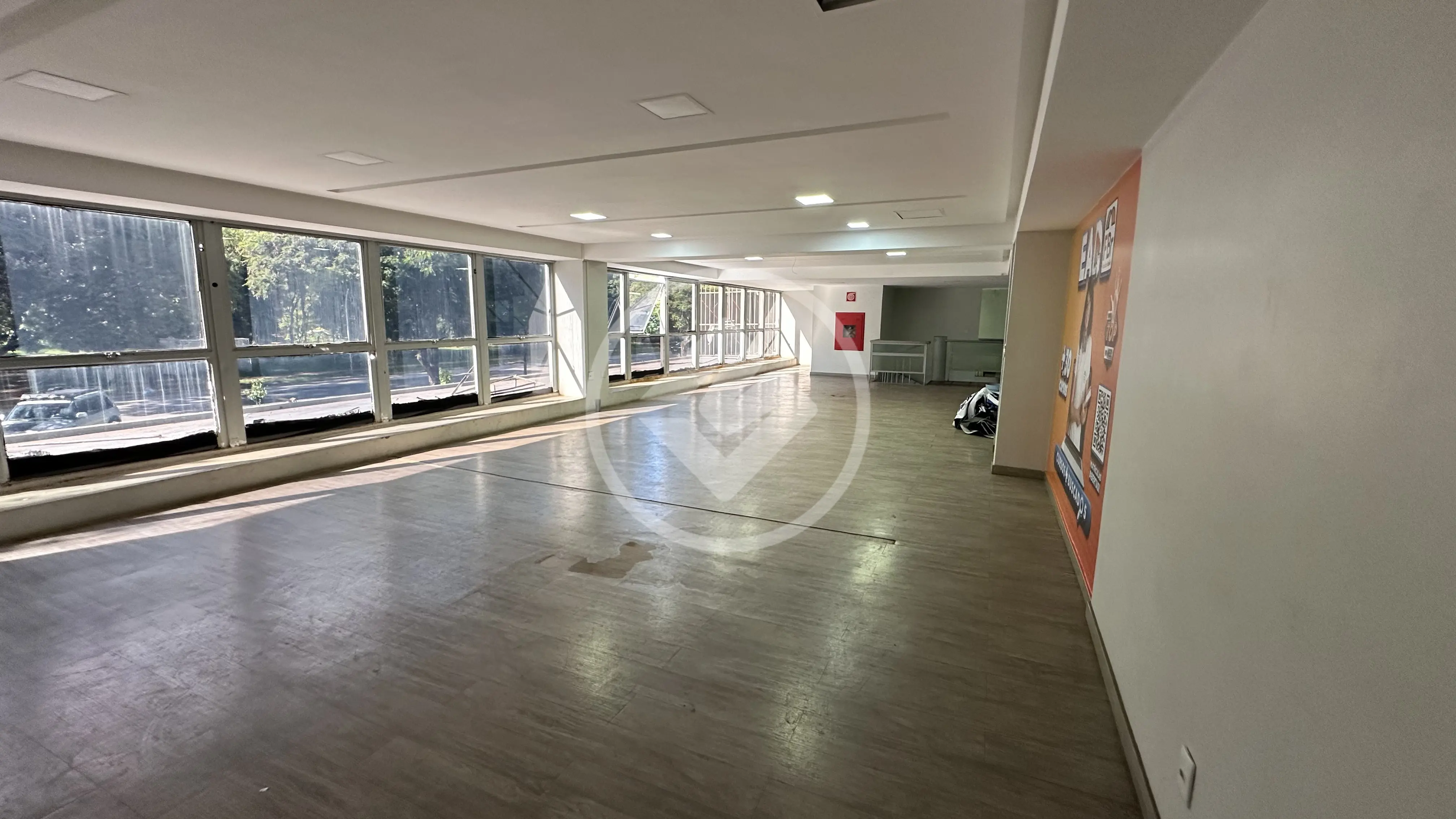 Imagem 3 - Loja em ASA SUL, Brasília - DF