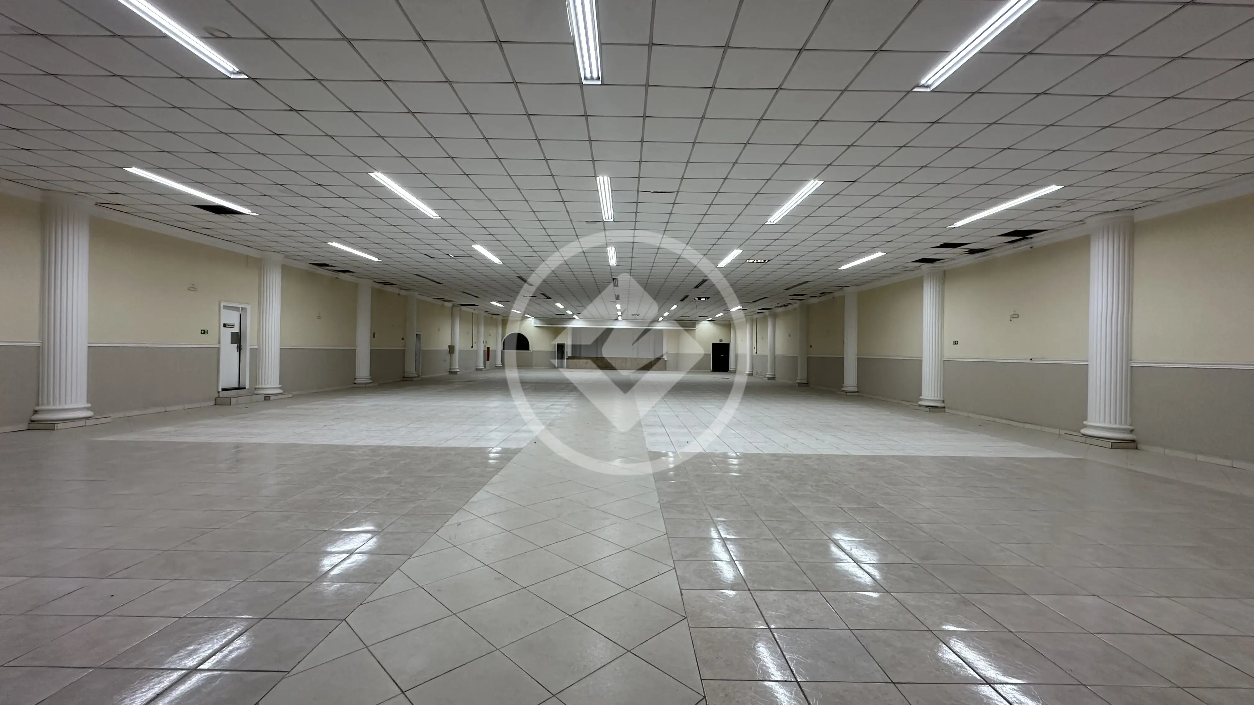 Imagem 1 - Loja em Taguatinga Centro (Taguatinga), Brasília - DF