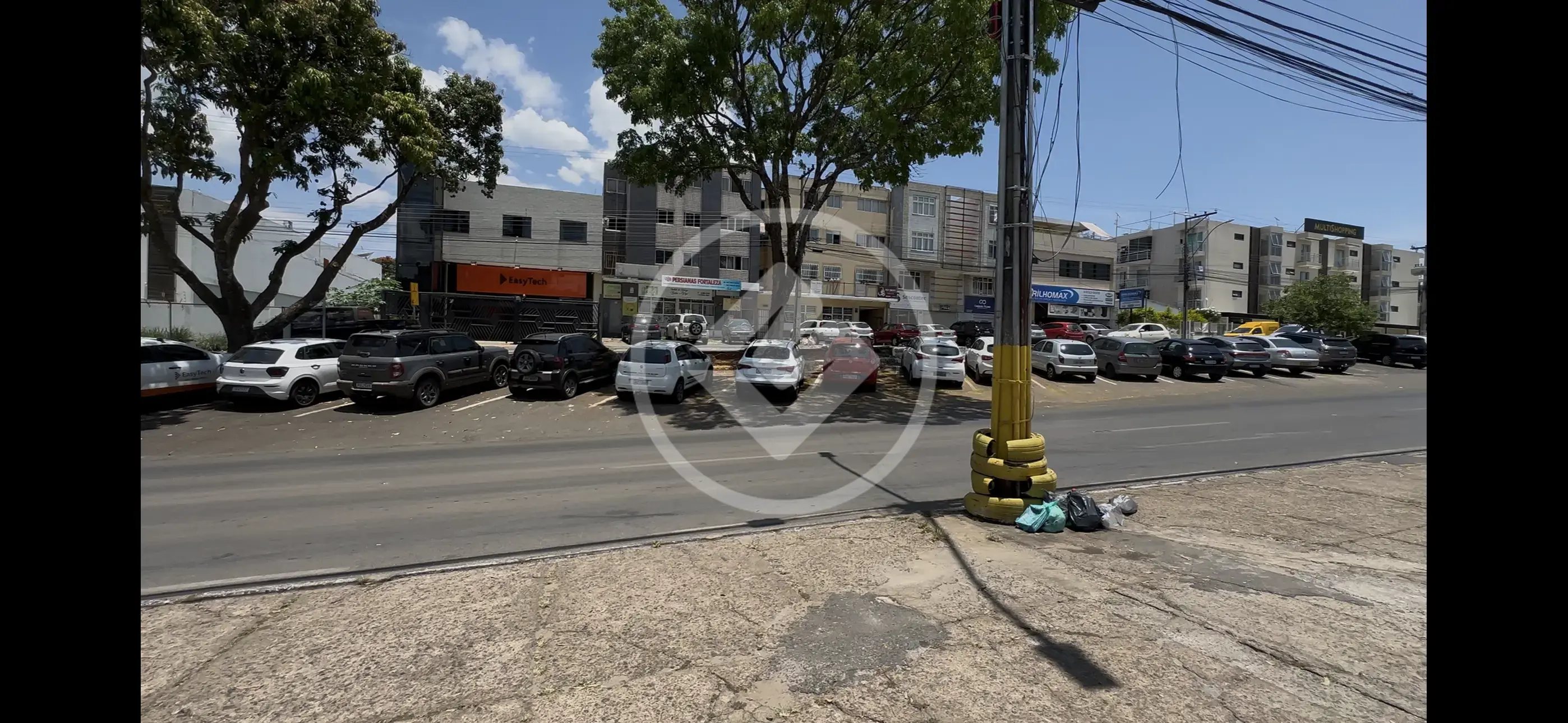 Imagem 1 - Loja em Núcleo Bandeirante, Brasília - DF
