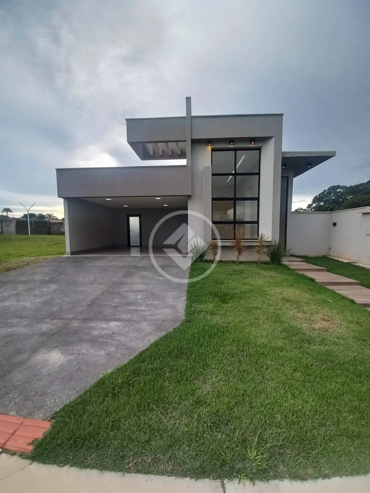 Casa Condomínio Parqville Pinheiros, Aparecida de Goiânia - GO — foto 2
