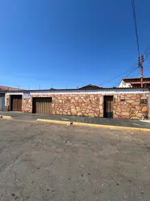 Imagem 2 - Casa em Vila Santa Helena, Goiânia - GO