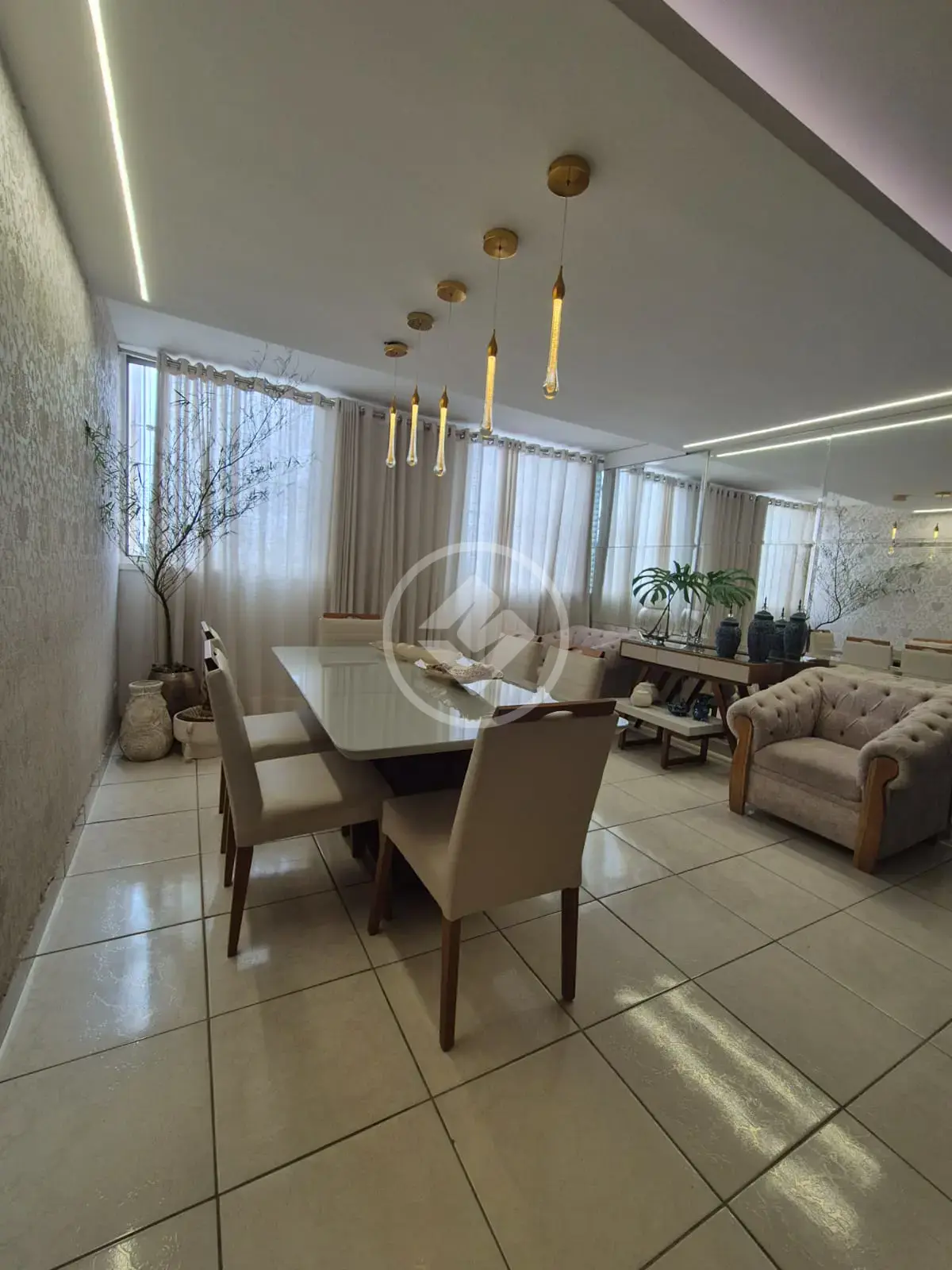 Image 2 - Apartamento em Nova Suiça, Goiânia - GO