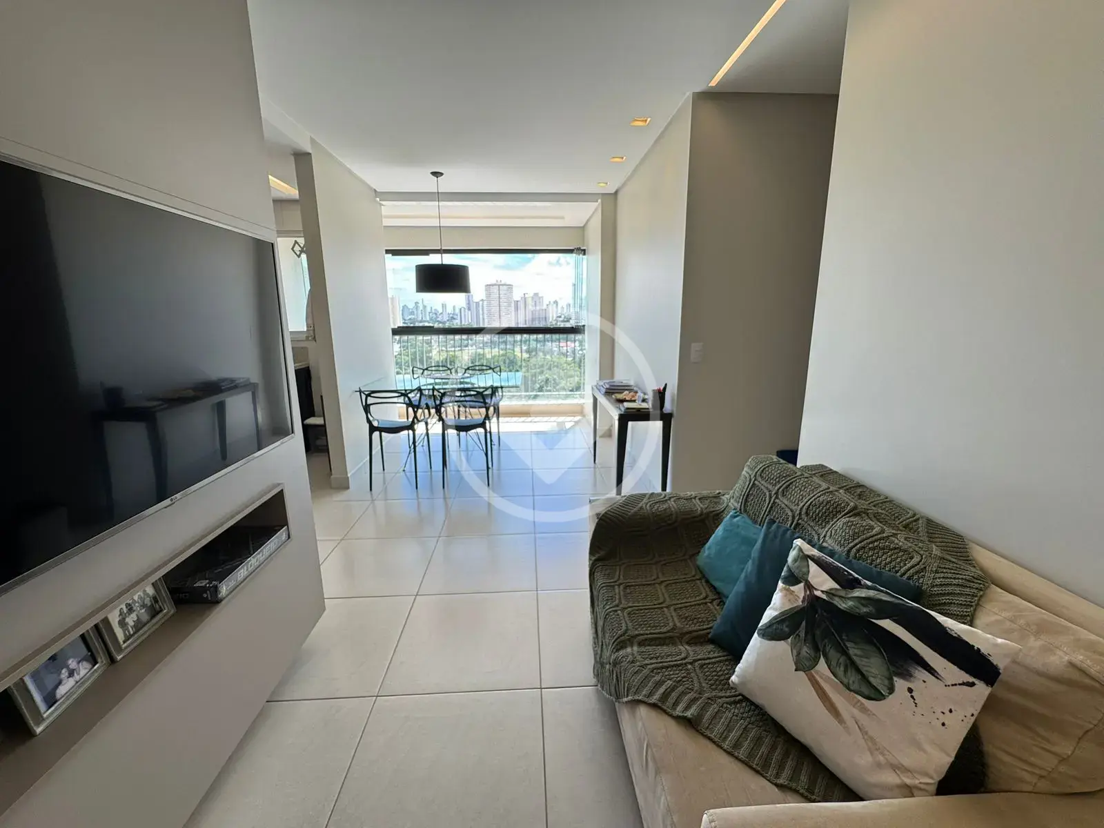 Image 2 - Apartamento em Vila Rosa, Goiânia - GO