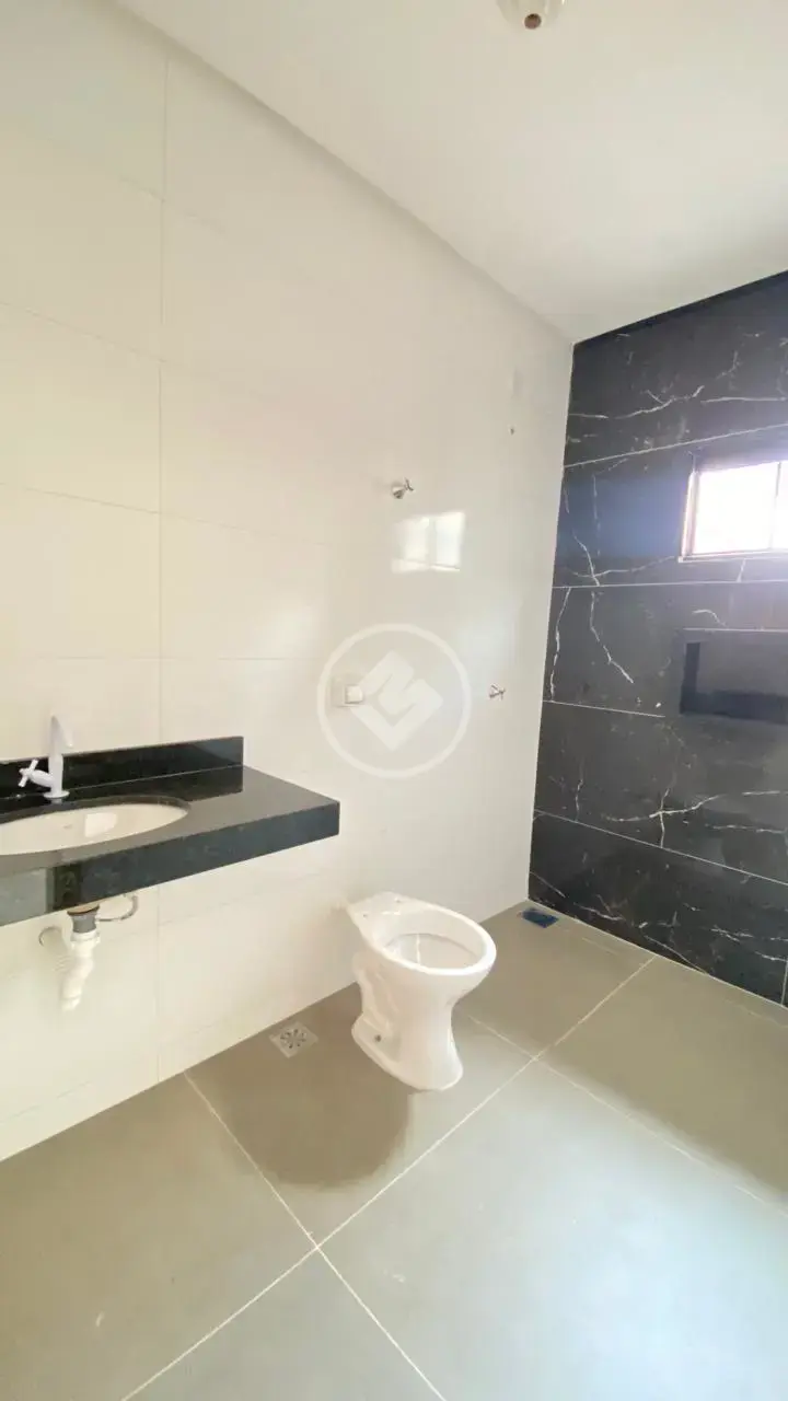 Image 2 - Casa em Vila Galvão, Senador Canedo - GO