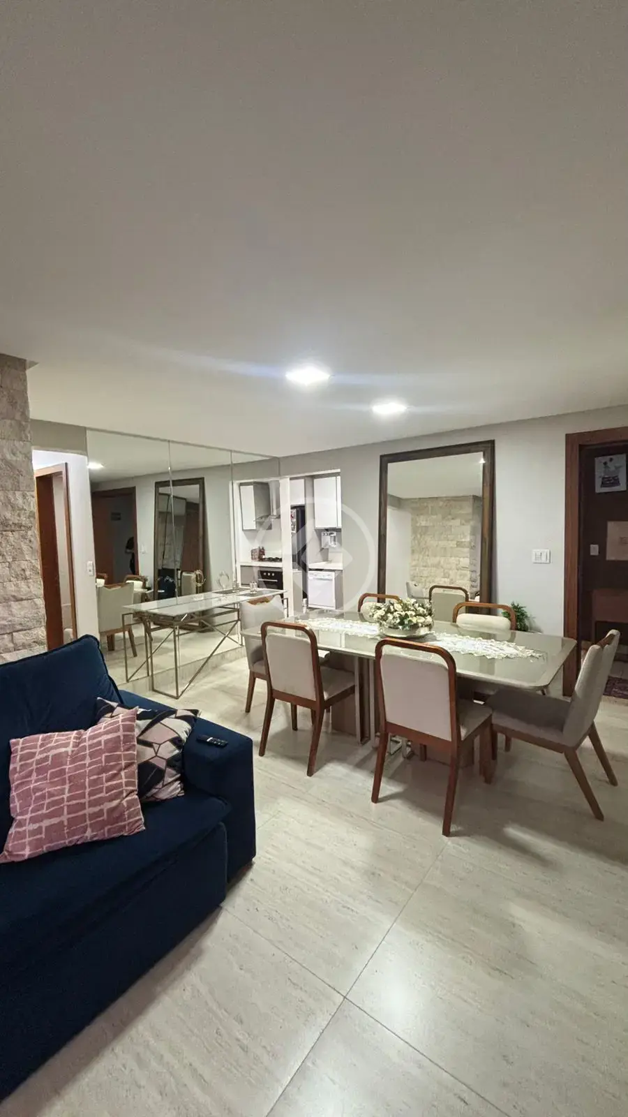 Image 2 - Apartamento em Setor Bueno, Goiânia - GO