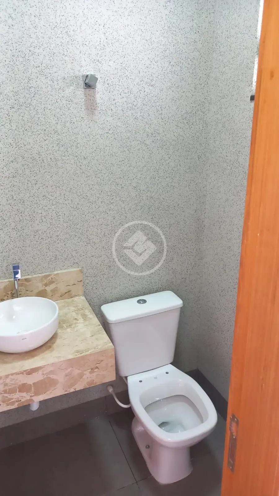 Image 2 - Casa em Jardim Alto Paraiso, Aparecida de Goiânia - GO