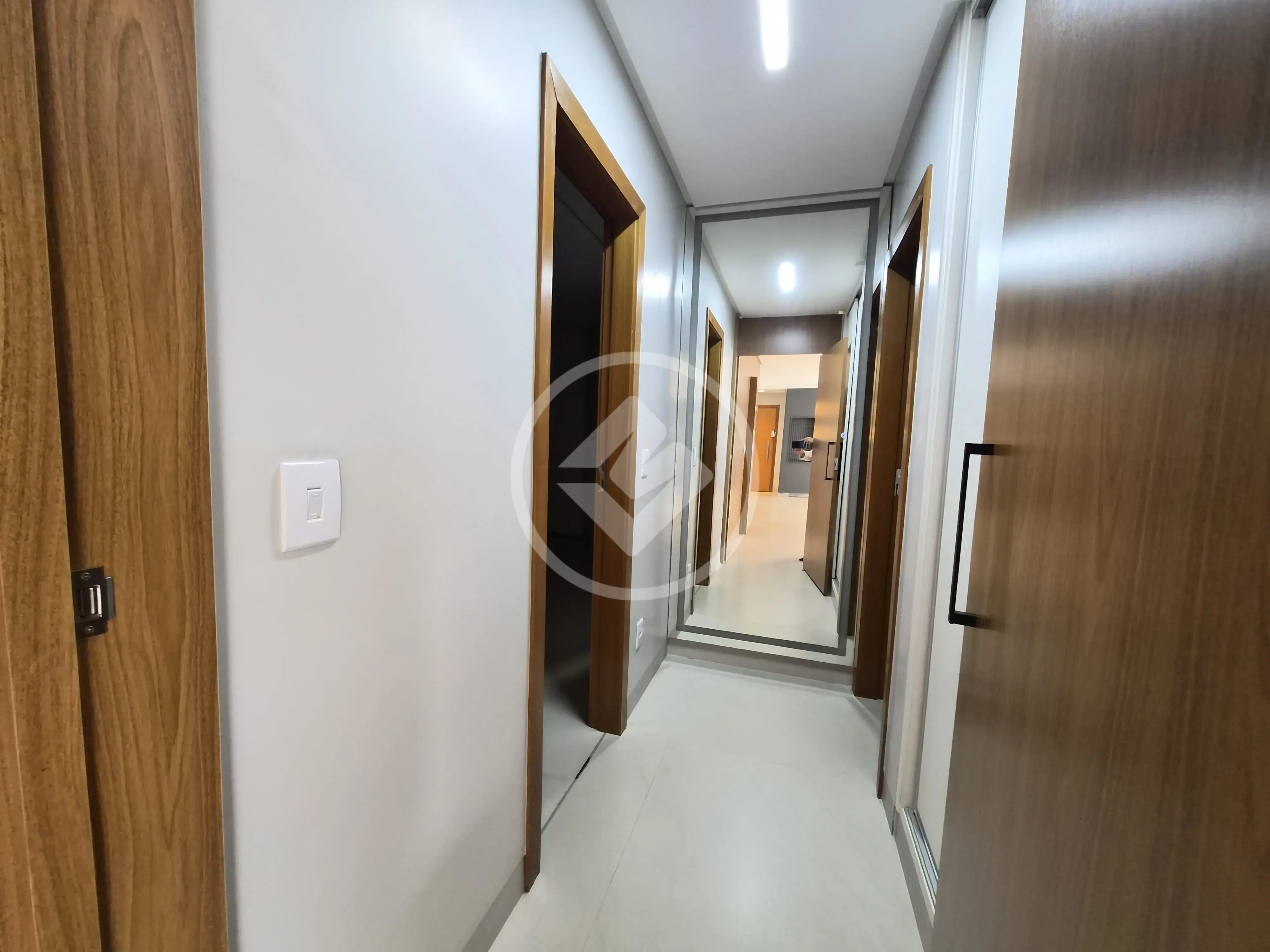 Image 2 - Apartamento em Jardim Goiás, Goiânia - GO