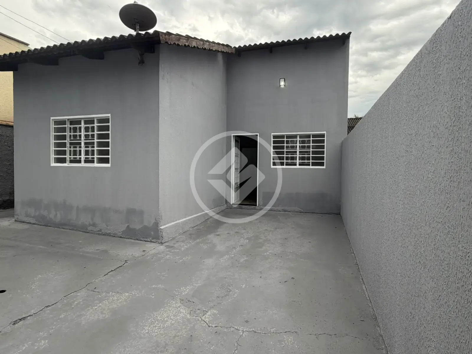 Image 2 - Casa em Jardim Flamboyant - 2ª Etapa, Senador Canedo - GO