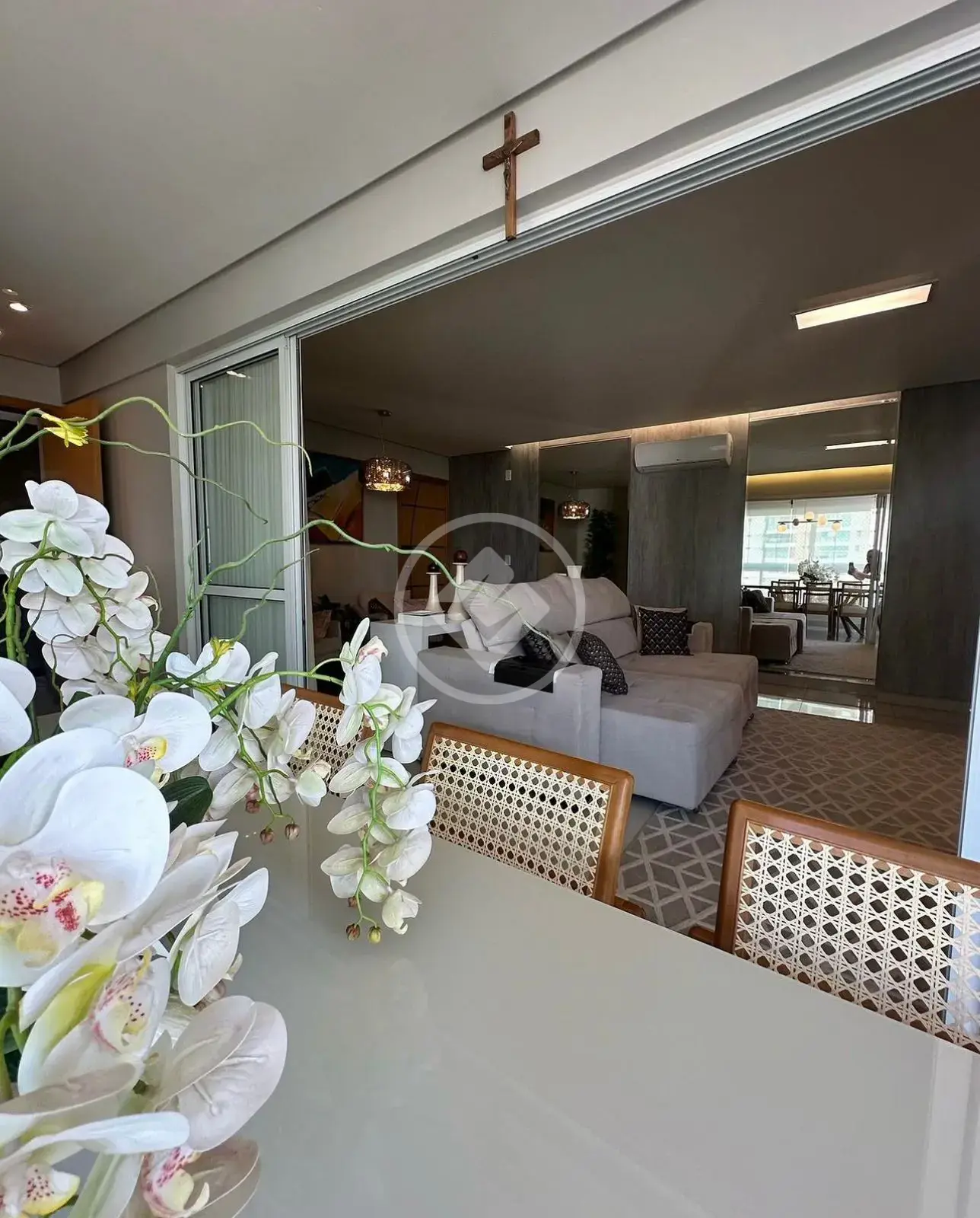 Image 2 - Apartamento em Setor Bueno, Goiânia - GO