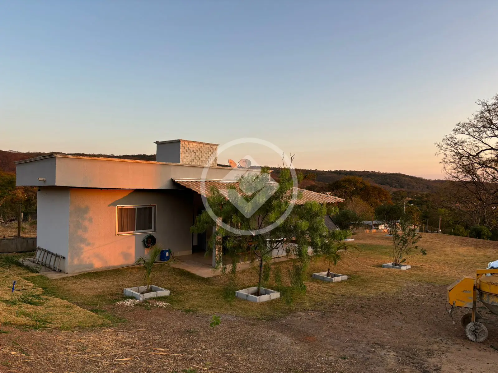 Imagem 1 - Chácara em Condominio Águas da Serra, Hidrolândia - GO