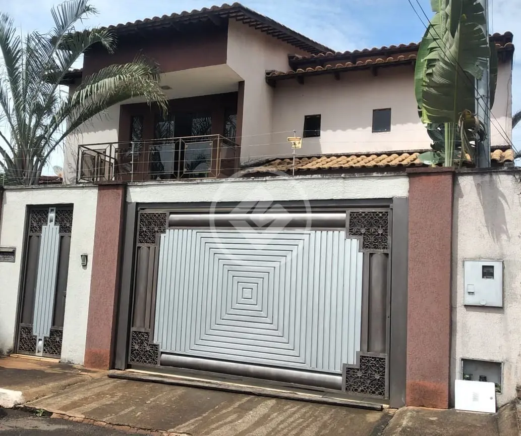 Sobrado Em Condomínio Residencial Balneário, Goiânia - GO — foto 1