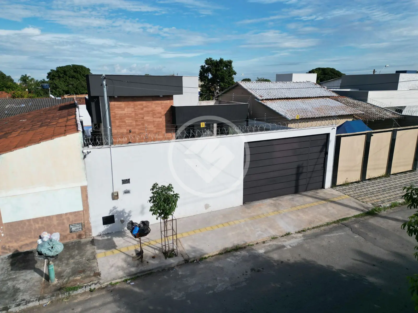 Casa Condomínio das Esmeraldas, Goiânia - GO — foto 2