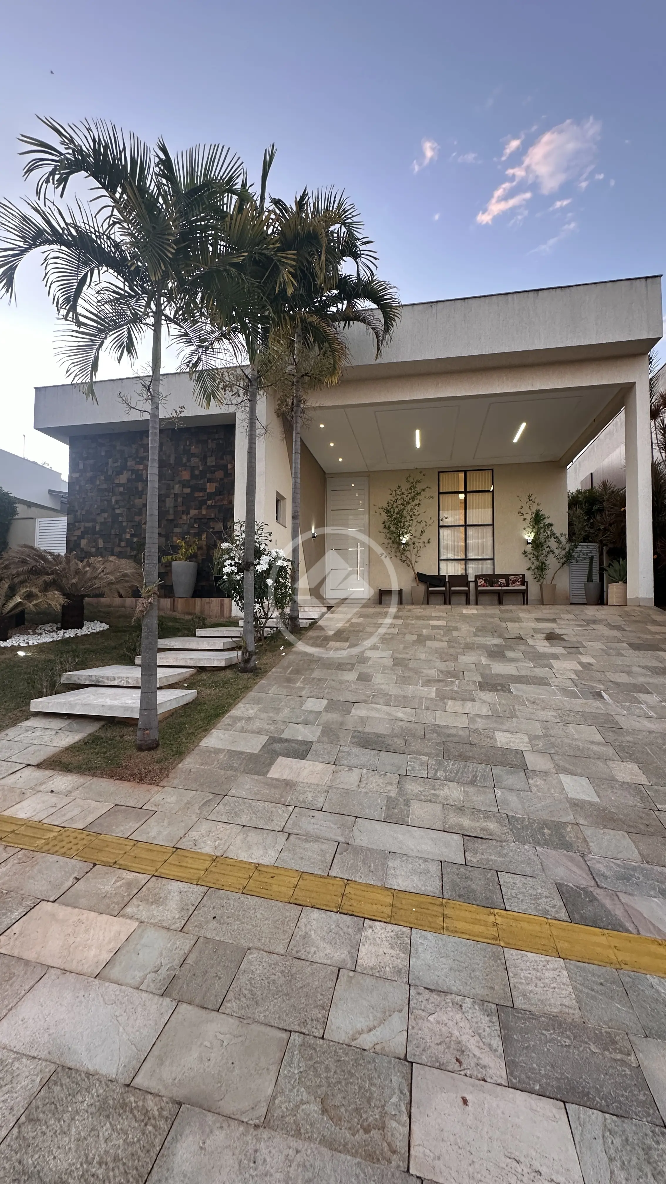 Casa Condomínio Residencial Alphaville Flamboyant, Goiânia - GO — foto 1